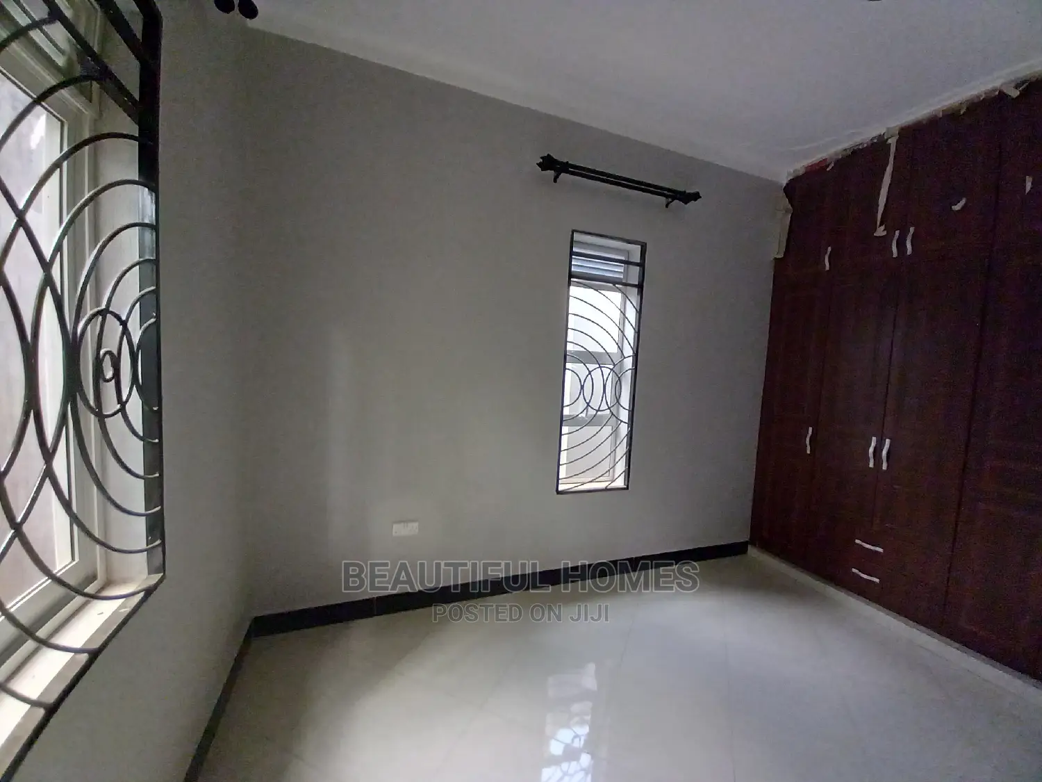 Furnished 4bdrm House in Kira for Sale in Kira