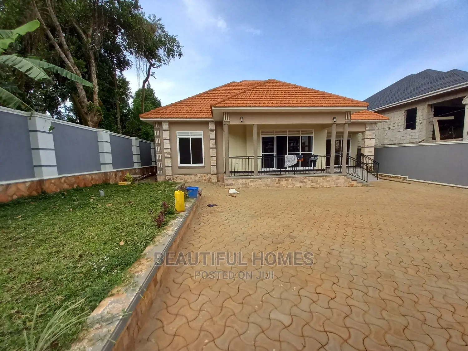Furnished 4bdrm House in Kira for Sale in Kira