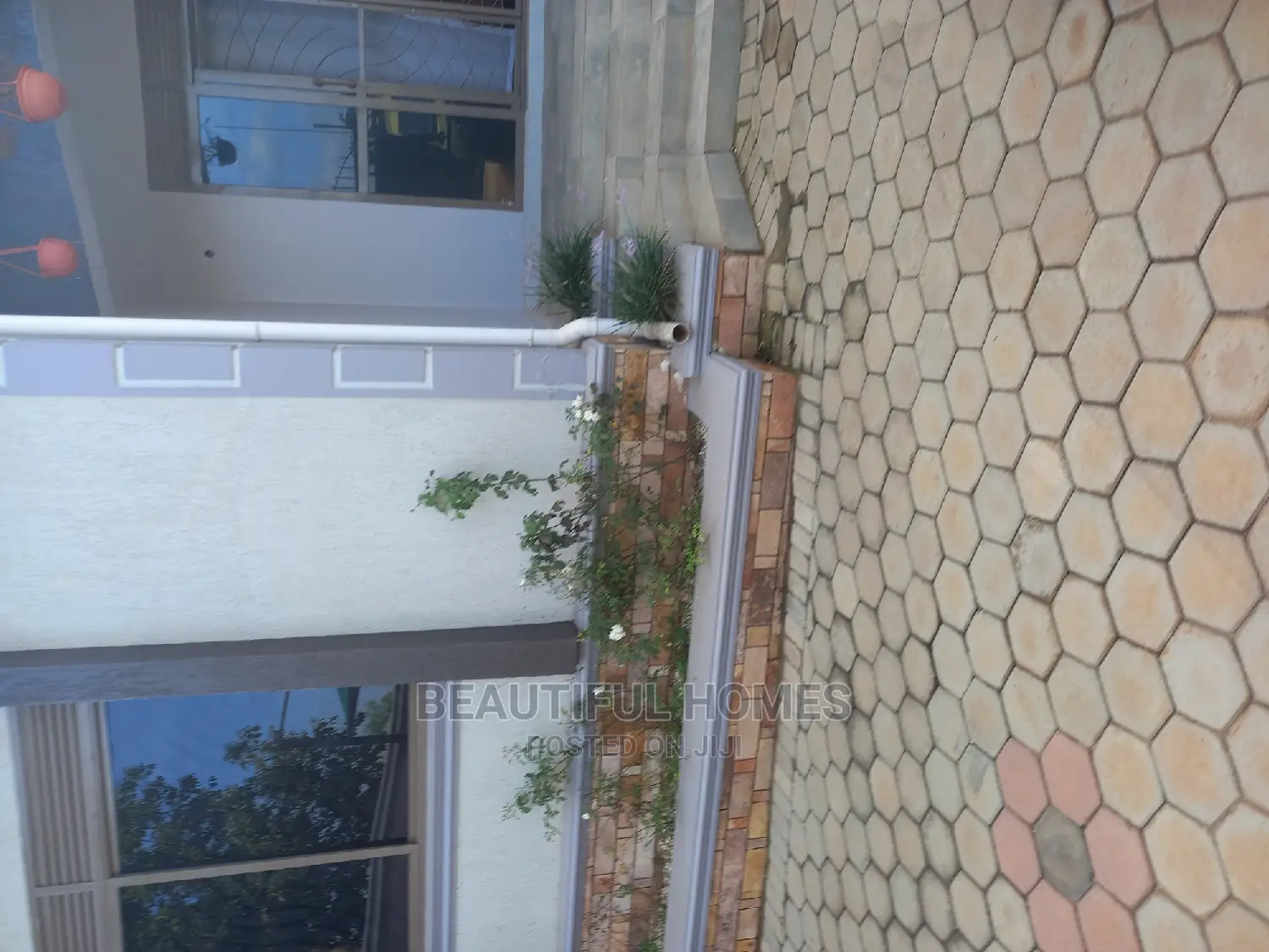 Furnished 4bdrm Bungalow in Nakwero, Kira for Sale in Kira