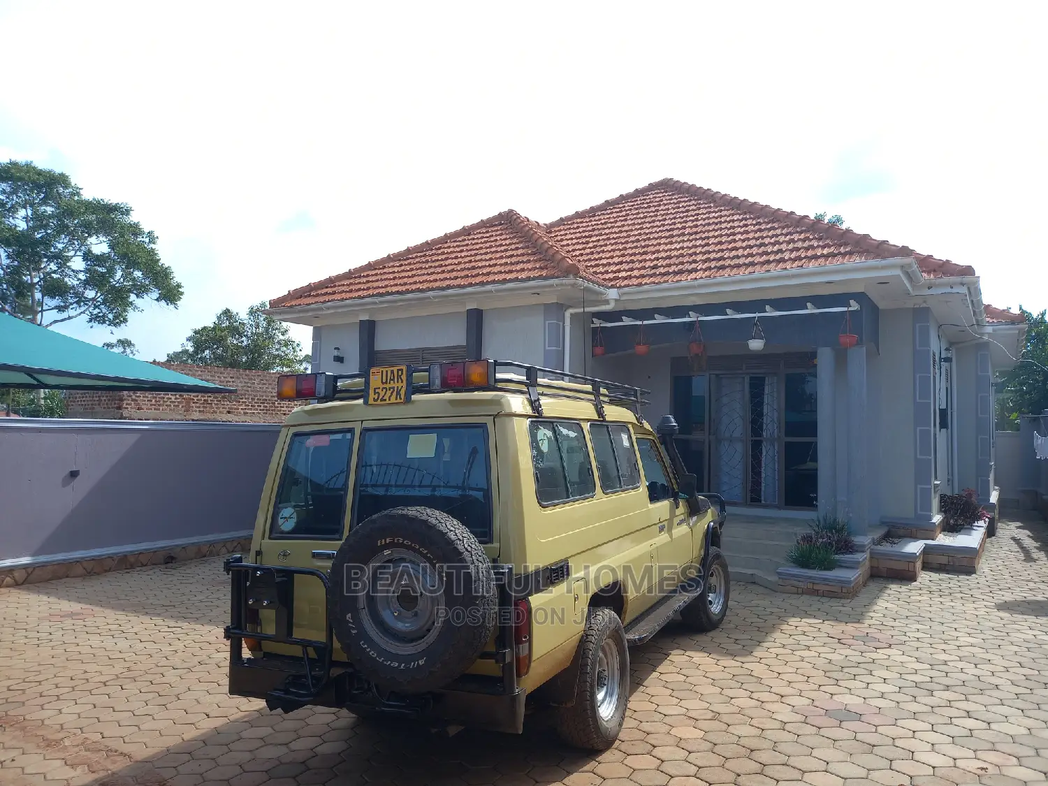 Furnished 4bdrm Bungalow in Nakwero, Kira for Sale in Kira