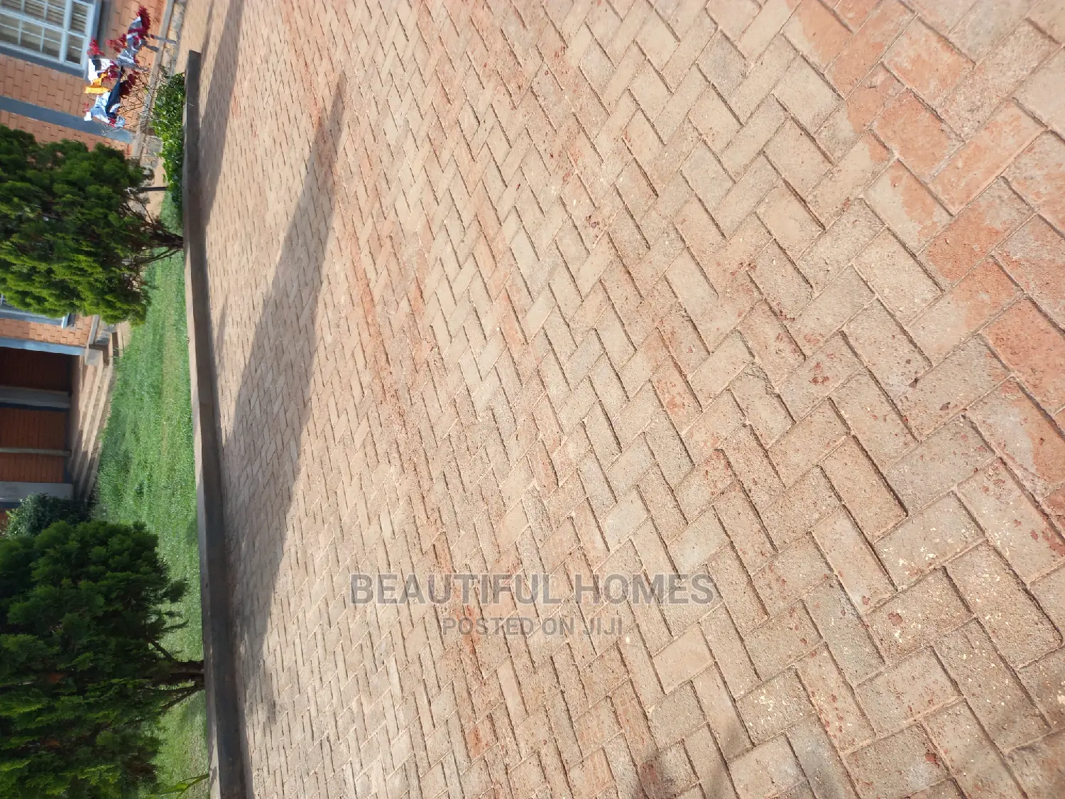 Furnished 4bdrm Bungalow in Nakwero, Kira for Sale in Kira