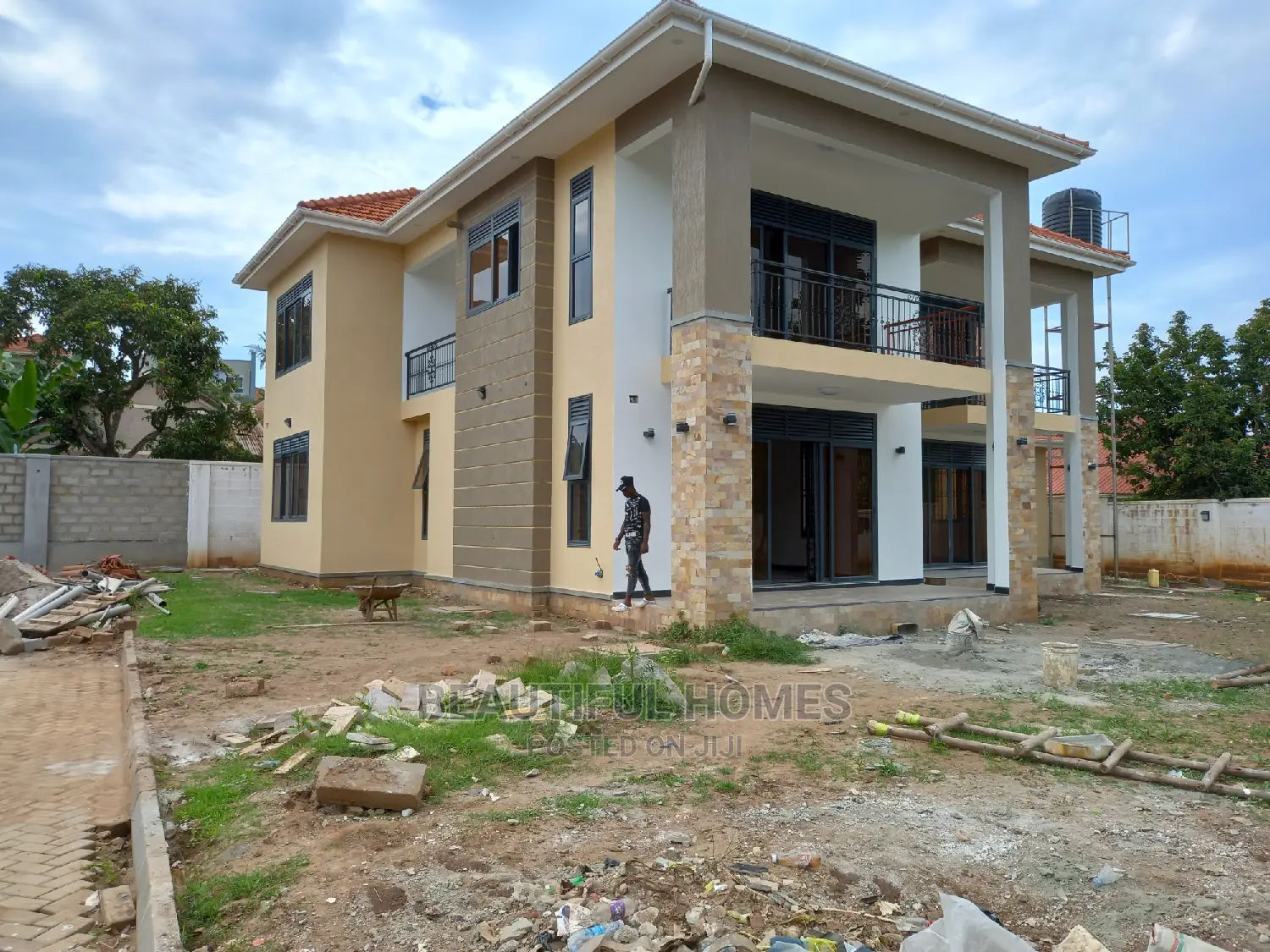 Furnished 6bdrm Mansion in Muyenga, Makindye for Sale in Makindye