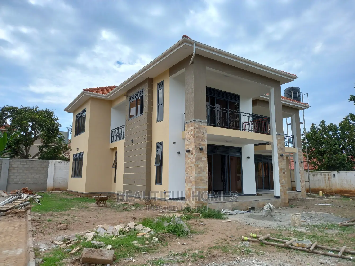 Furnished 6bdrm Mansion in Muyenga, Makindye for Sale in Makindye
