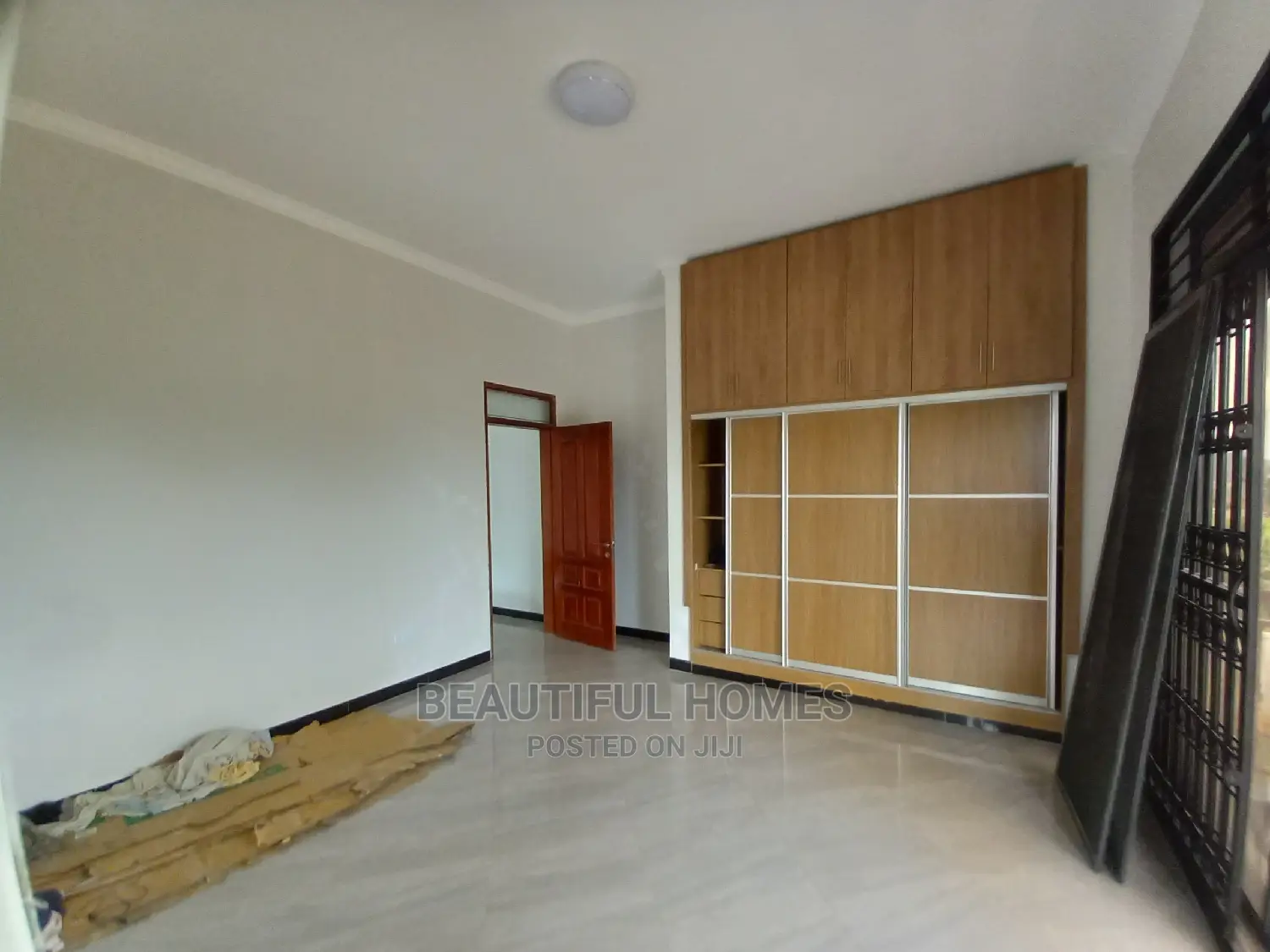 Furnished 6bdrm House in Muyenga, Central Division for Sale in Central Division