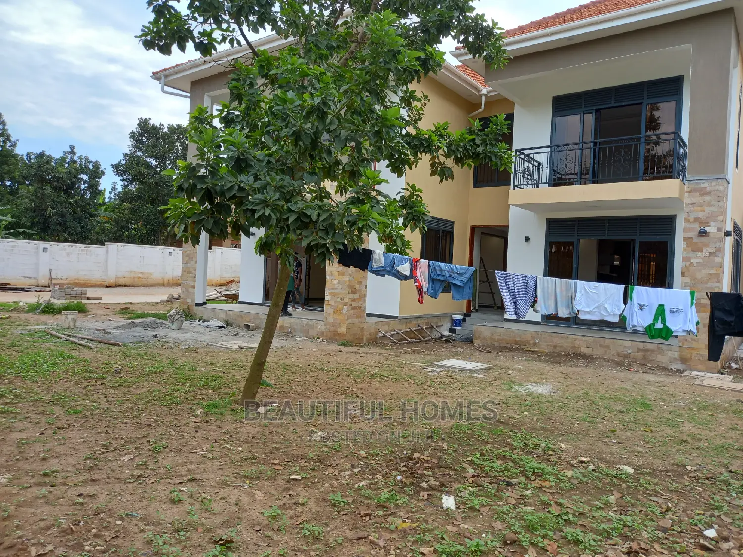 Furnished 6bdrm Mansion in Muyenga, Makindye for Sale in Makindye