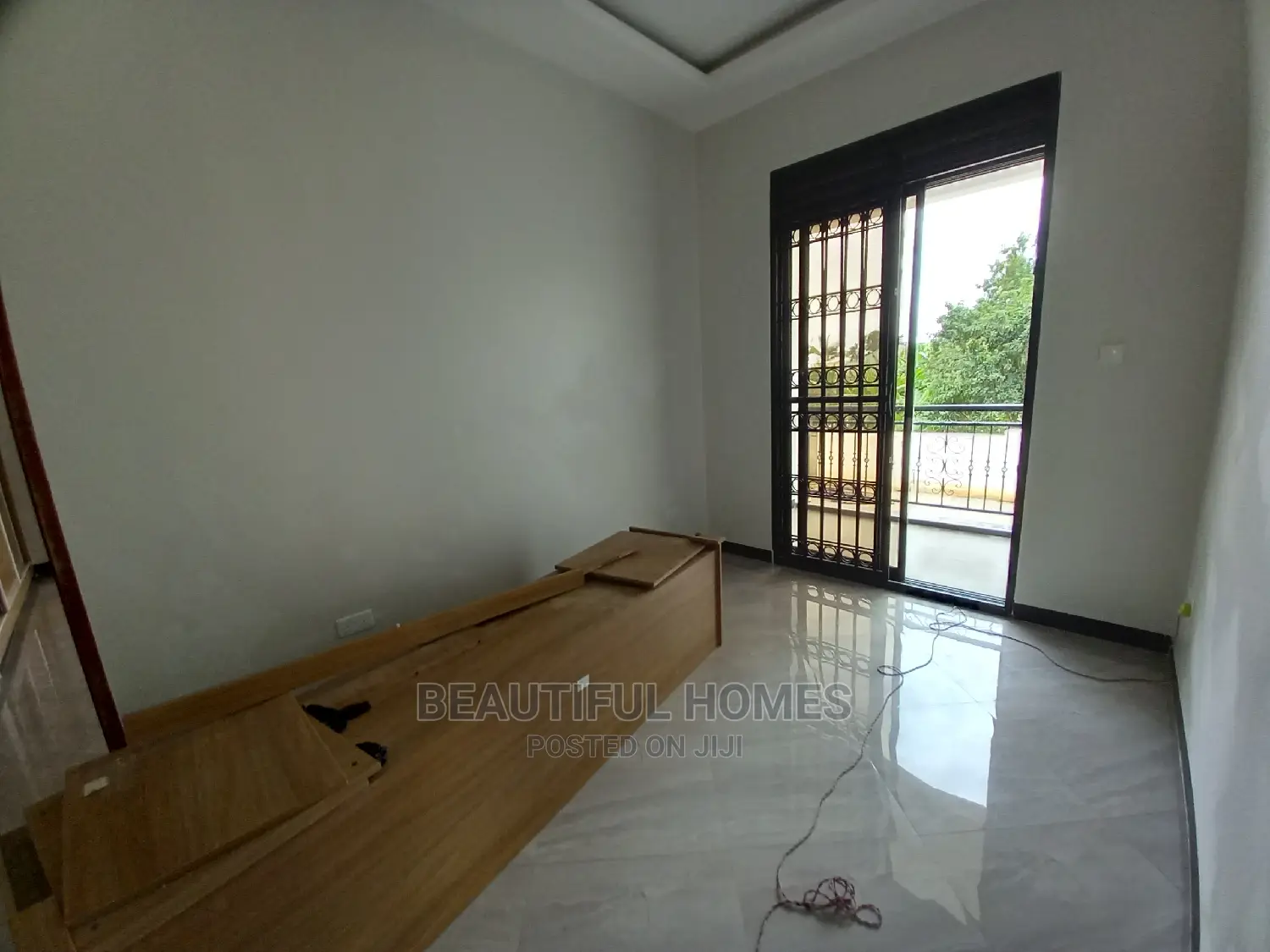 Furnished 6bdrm Mansion in Muyenga, Makindye for Sale in Makindye