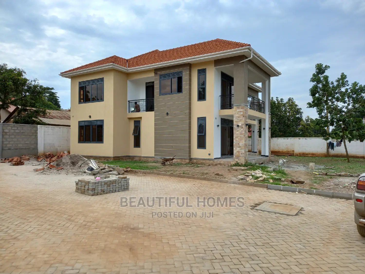 Furnished 6bdrm Mansion in Muyenga, Makindye for Sale in Makindye