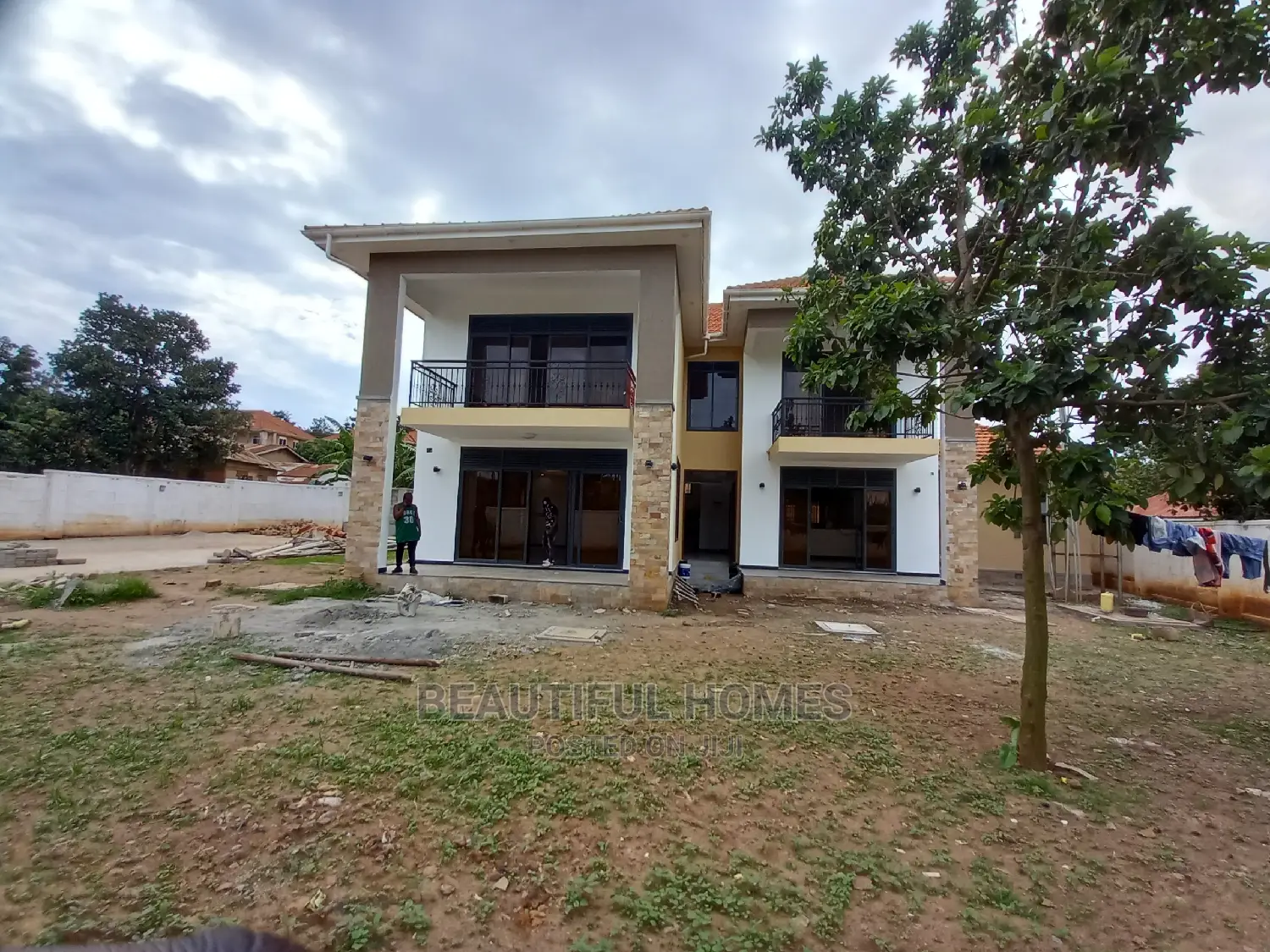 Furnished 6bdrm Mansion in Muyenga, Makindye for Sale in Makindye