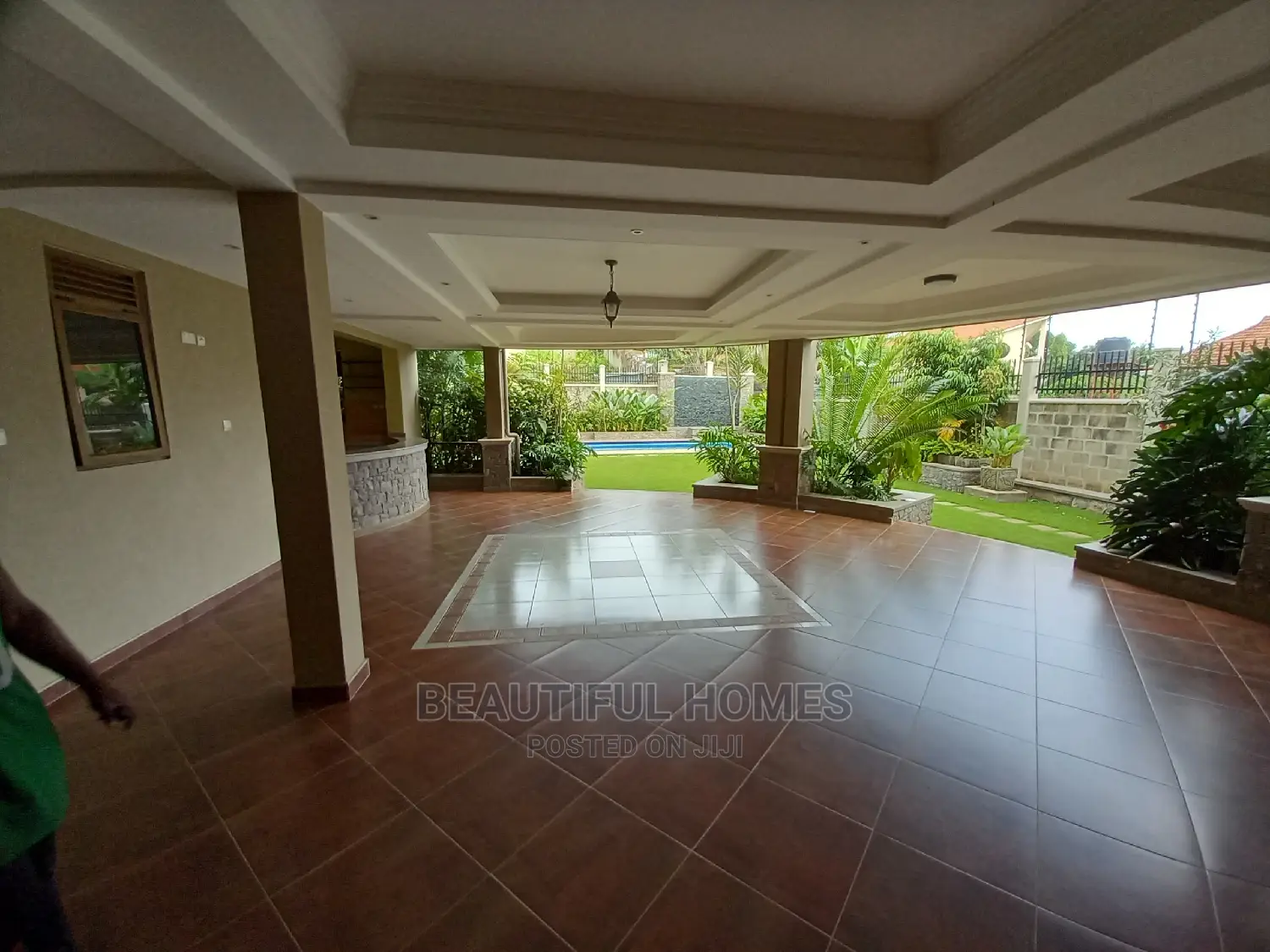 Furnished 7bdrm House in Muyenga, Makindye for Sale in Makindye