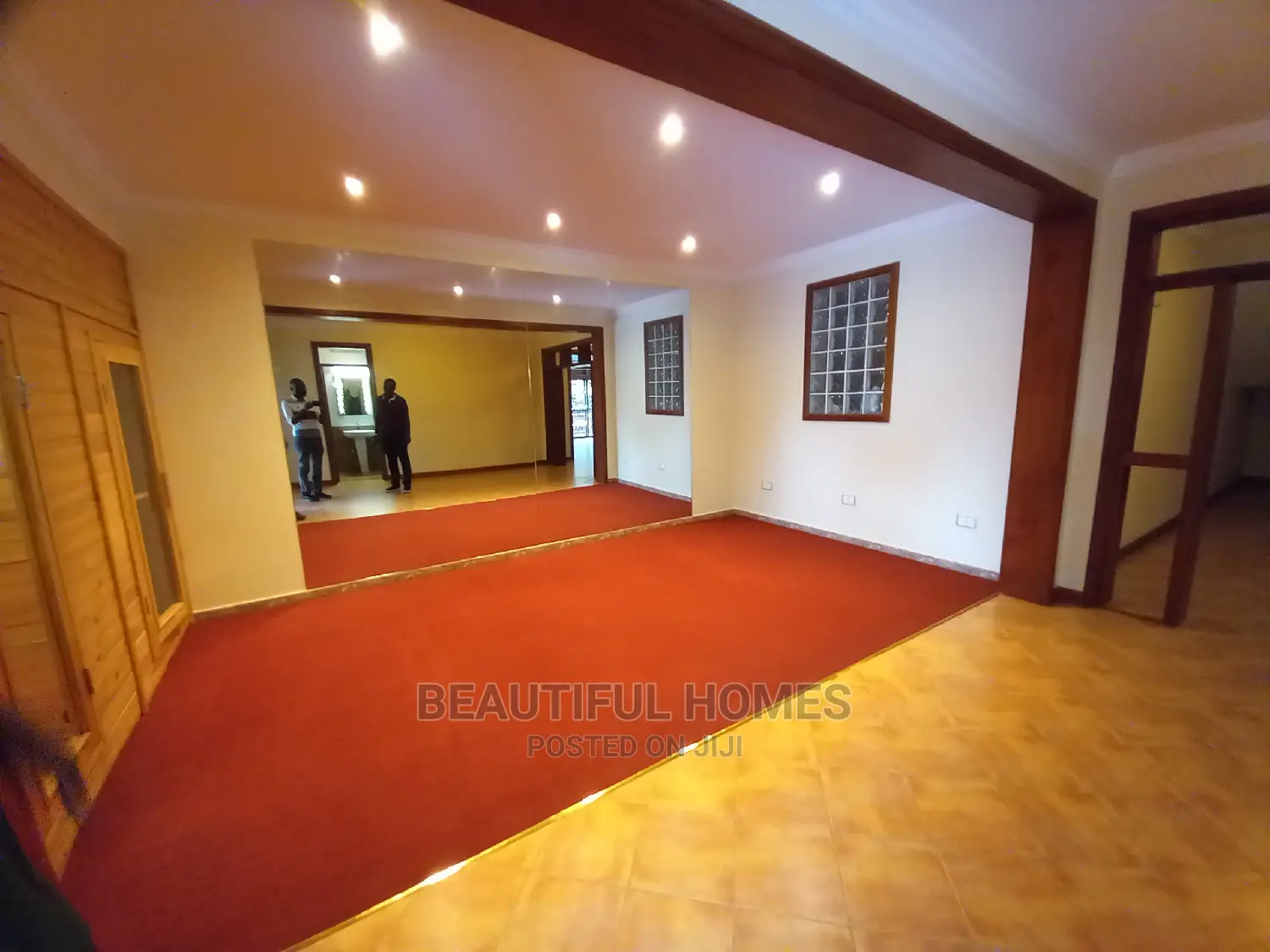 Furnished 7bdrm House in Muyenga, Makindye for Sale in Makindye