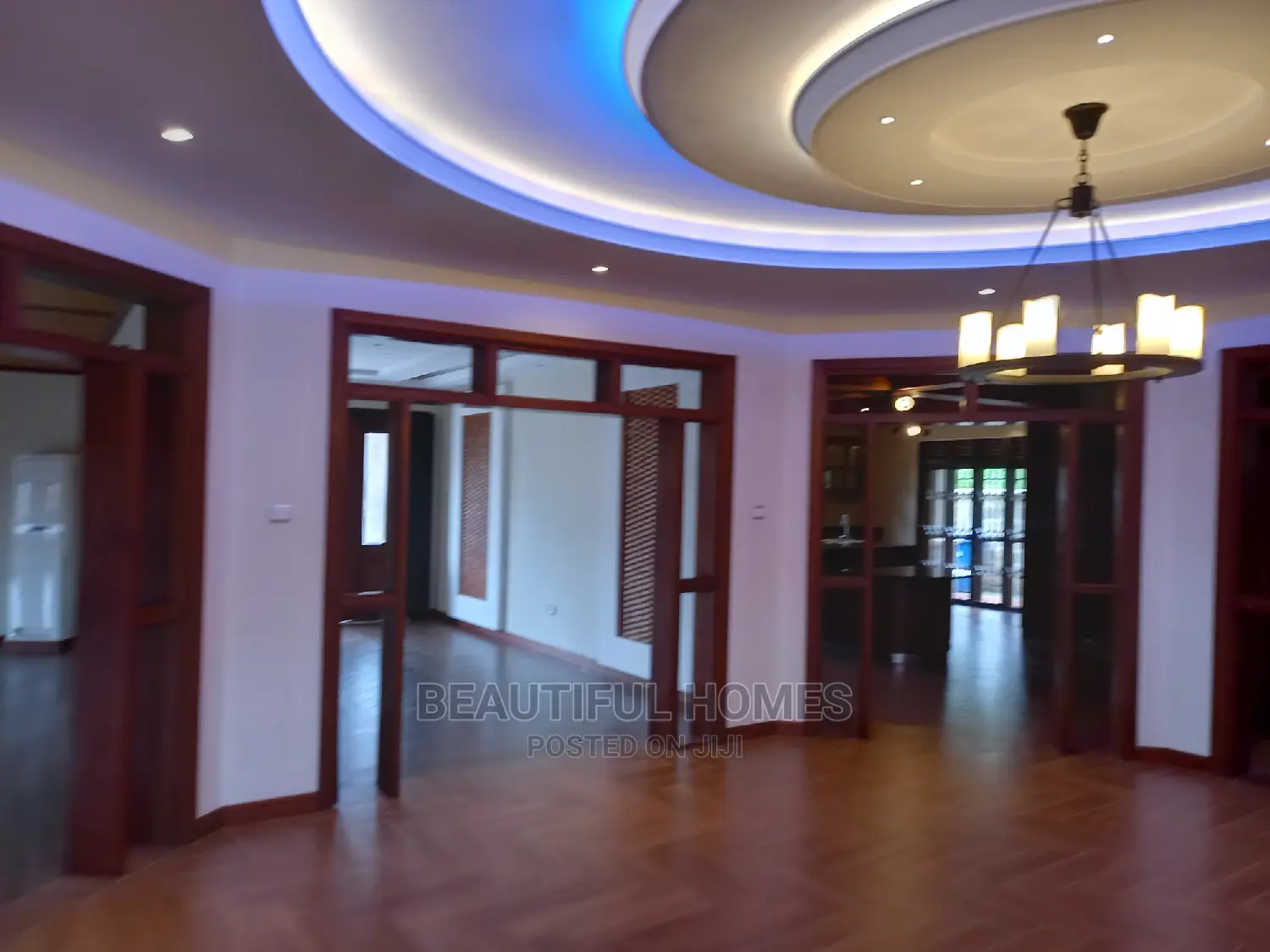 Furnished 7bdrm Mansion in Muyenga Corporate, Makindye for Sale in Makindye