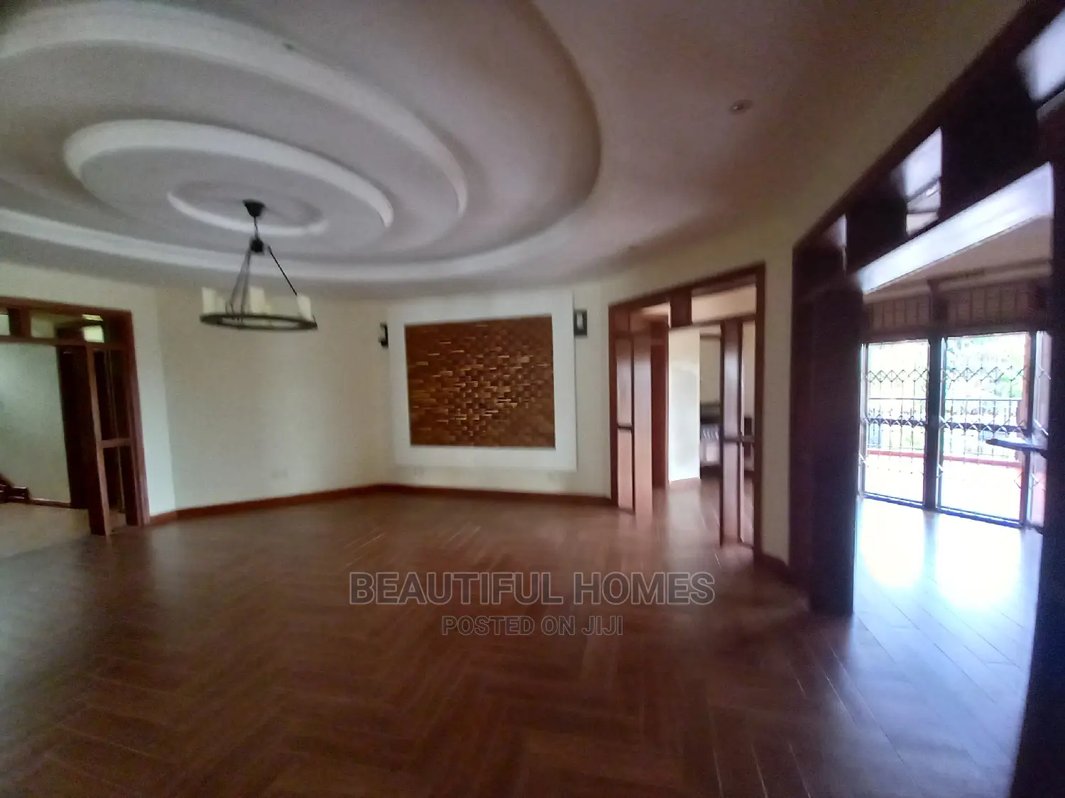 Furnished 7bdrm Mansion in Muyenga, Makindye for Sale in Makindye