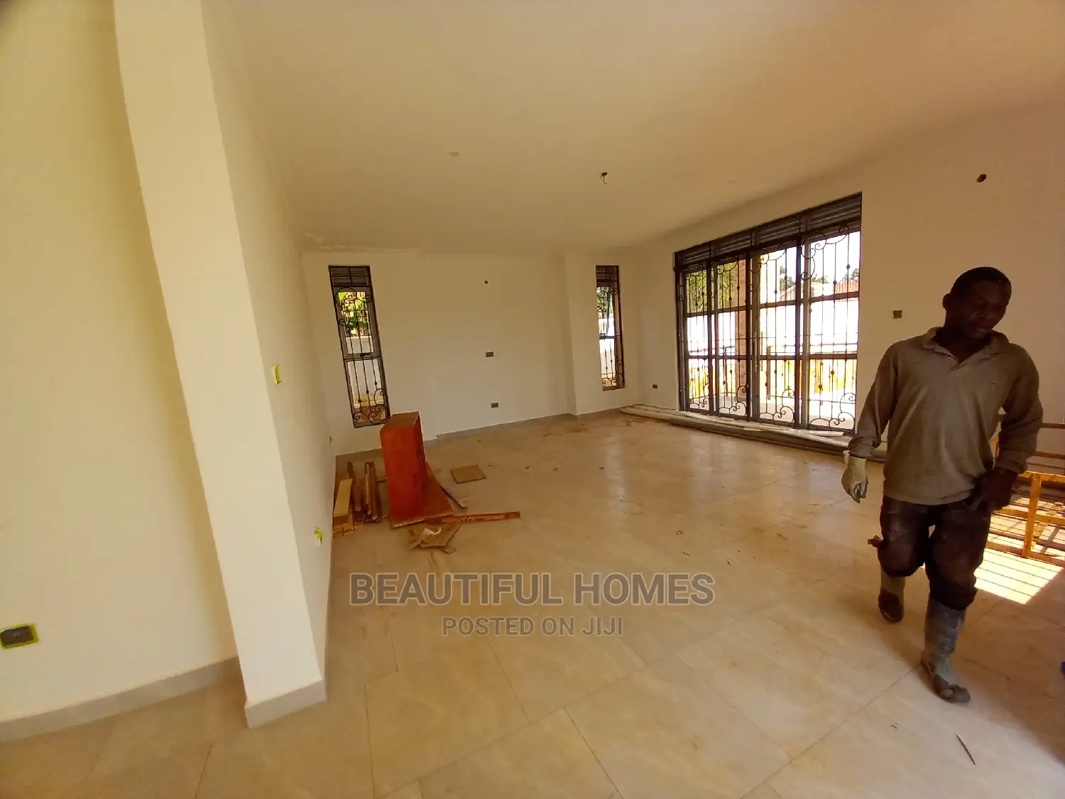 Furnished 6bdrm House in Munyonyo, Makindye for Sale in Makindye