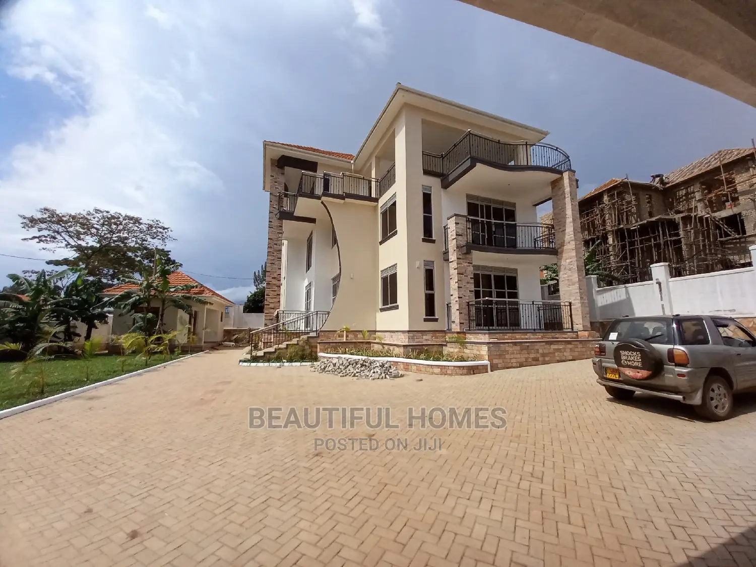 Furnished 6bdrm Mansion in Munyonyo Rich, Makindye for Sale in Makindye