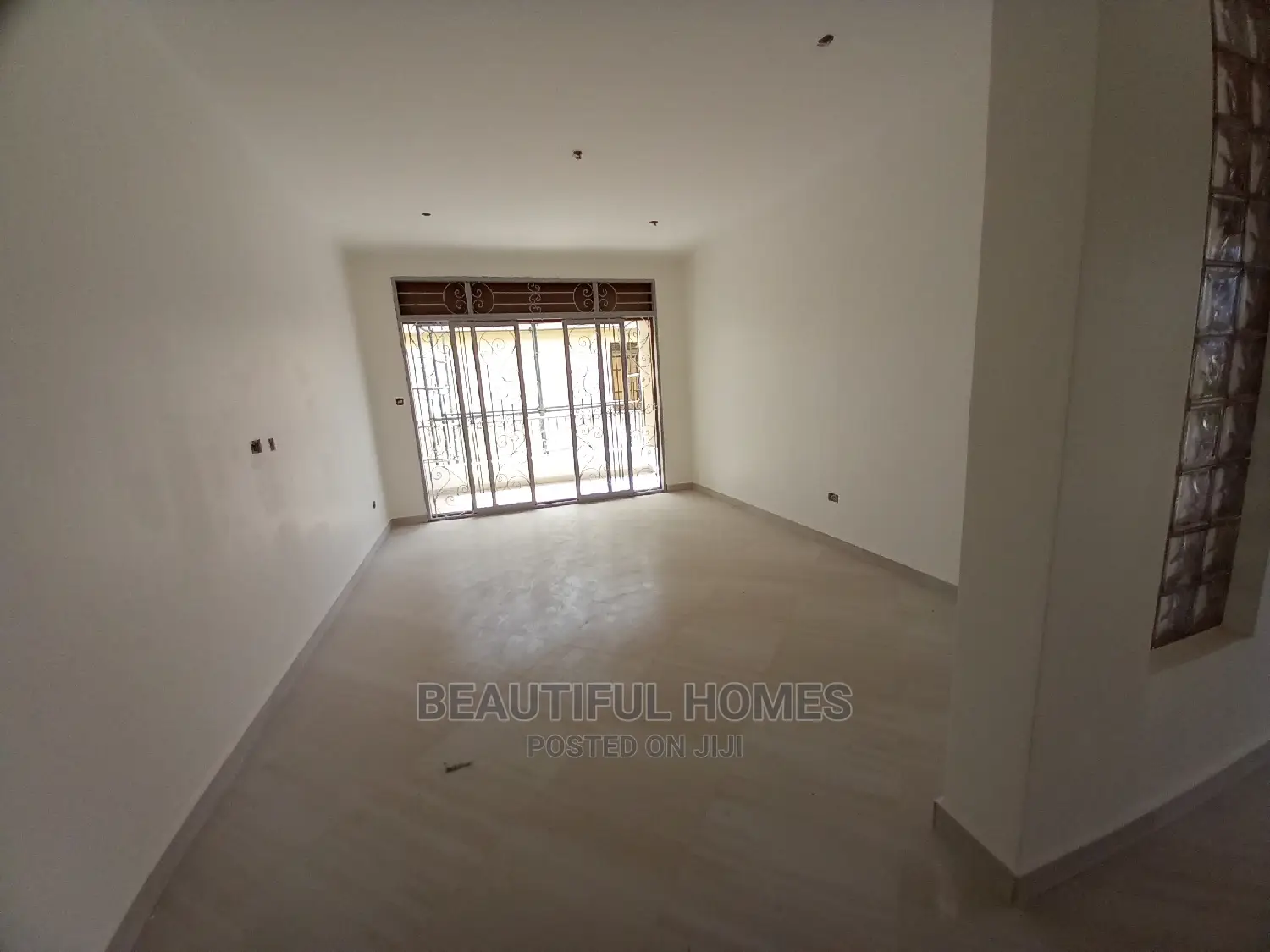 Furnished 6bdrm Mansion in Munyonyo, Makindye for Sale in Makindye