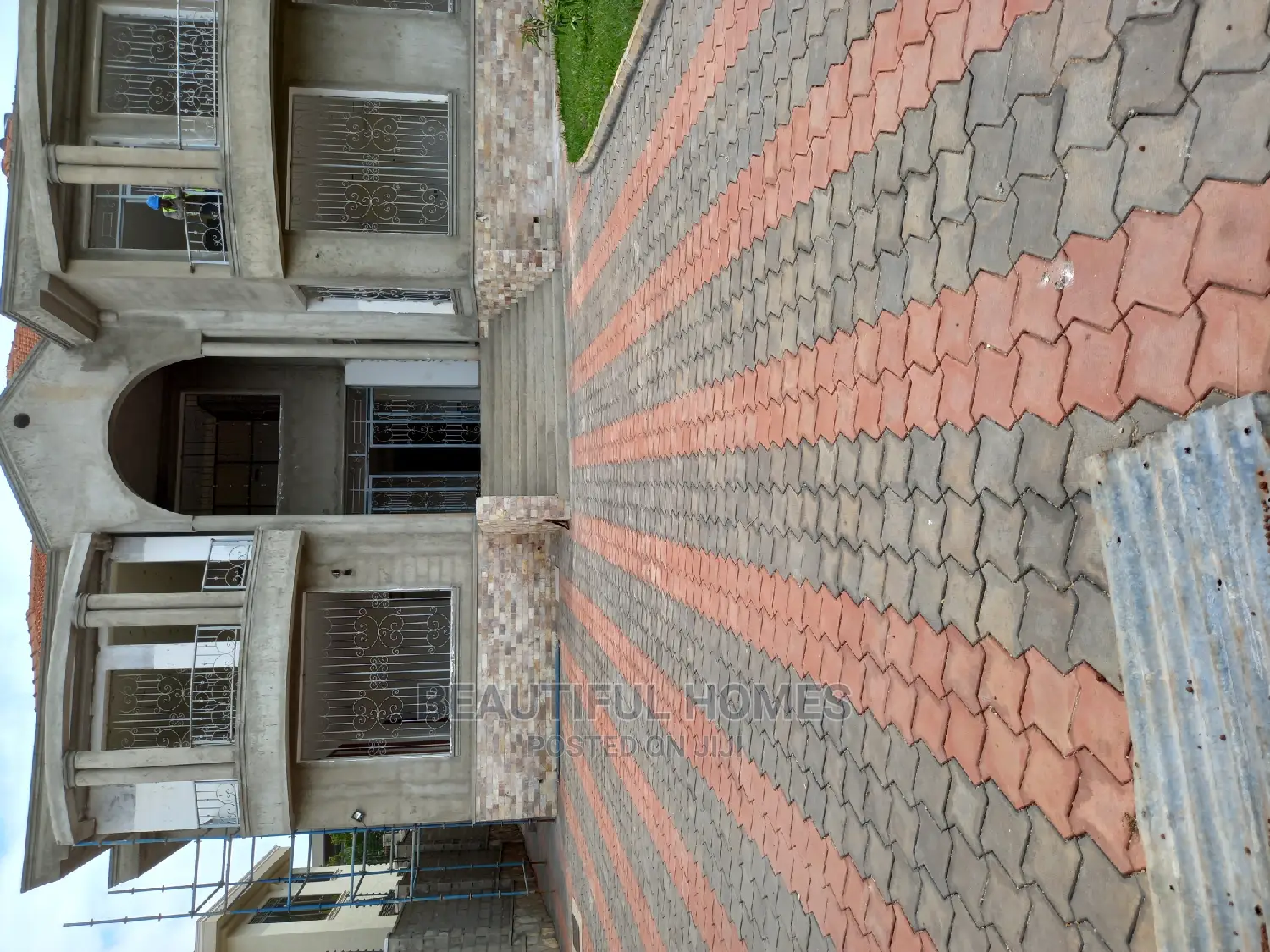 Furnished 6bdrm Mansion in Munyonyo, Makindye for Sale in Makindye