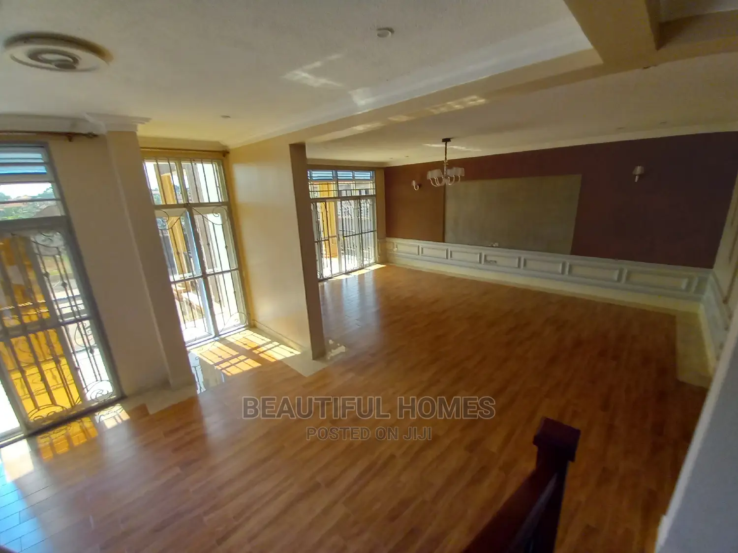 Furnished 6bdrm Mansion in Kira, Central Division for Sale in Central Division