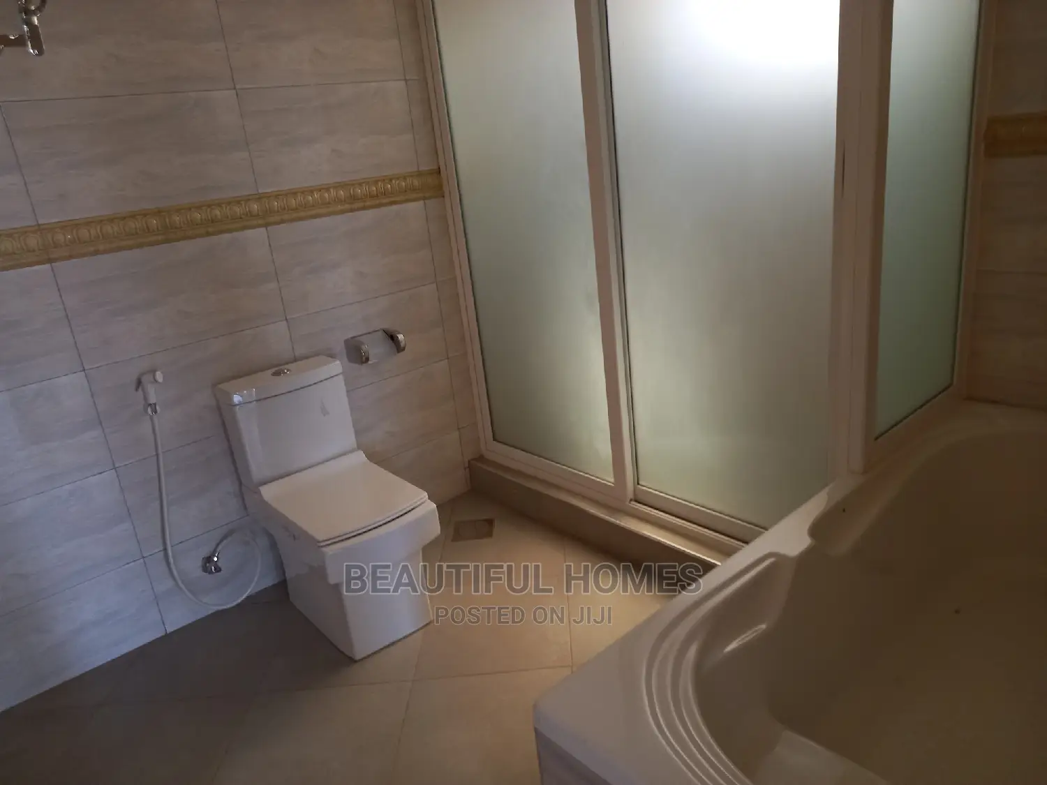Furnished 4bdrm Mansion in Kira for Sale in Kira