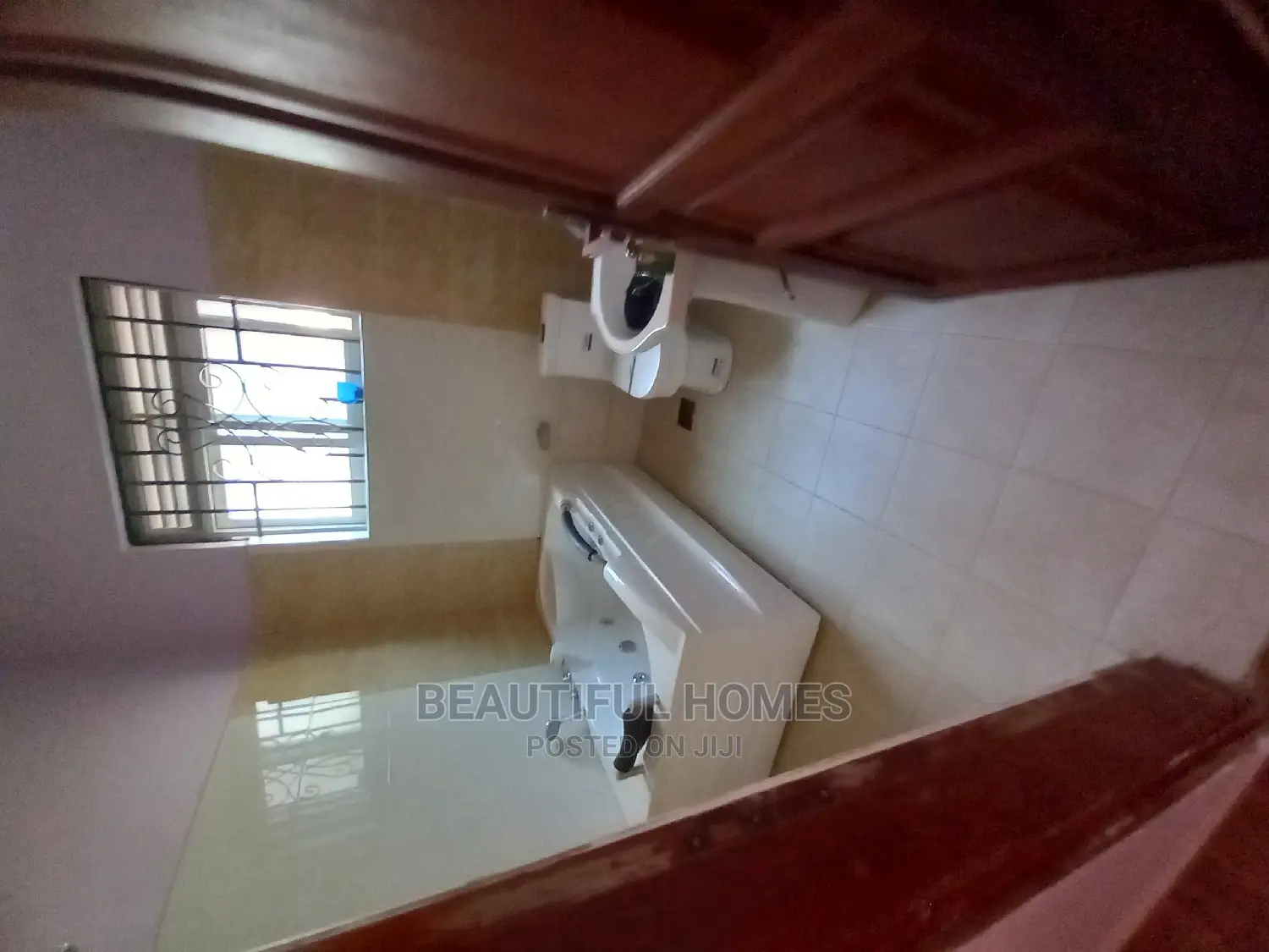 Furnished 4bdrm Bungalow in All Tarmacked, Kira for Sale in Kira