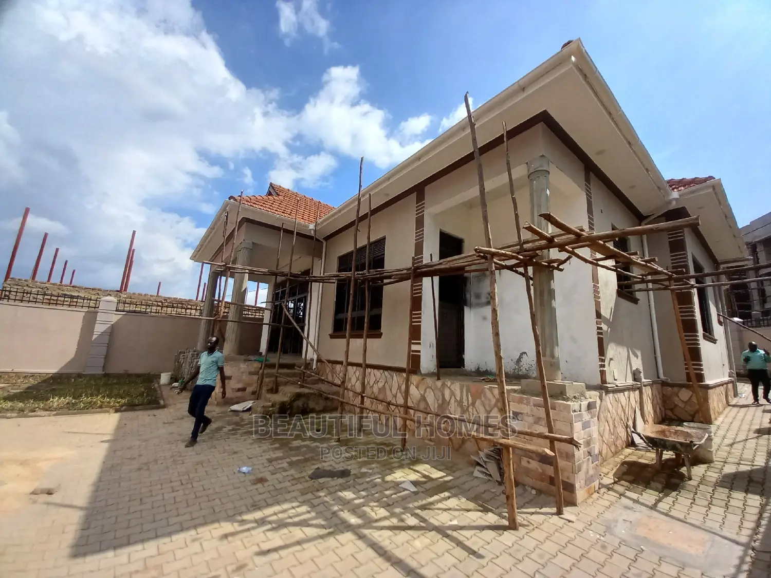 Furnished 4bdrm House in Kira for Sale in Kira