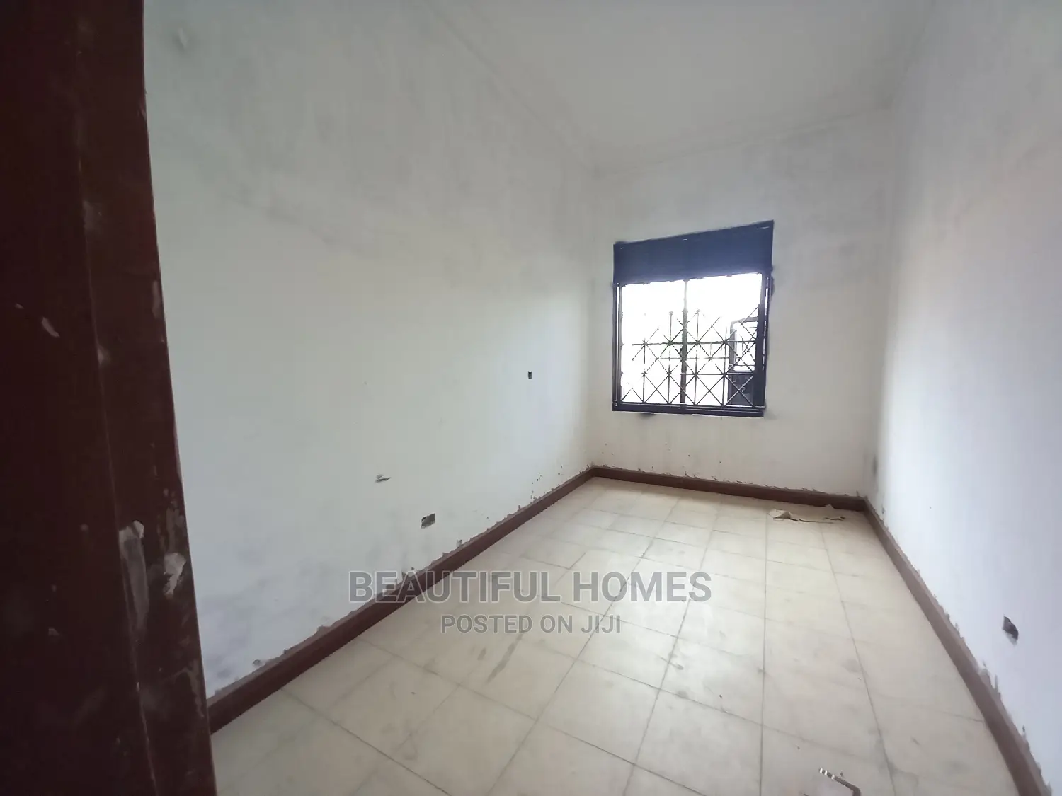 Furnished 4bdrm House in Kira Organised for Sale in Kira