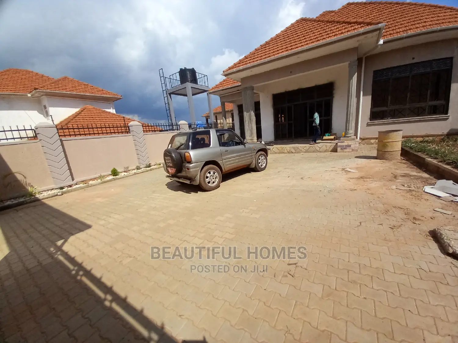Furnished 4bdrm Bungalow in Kira for Sale in Kira