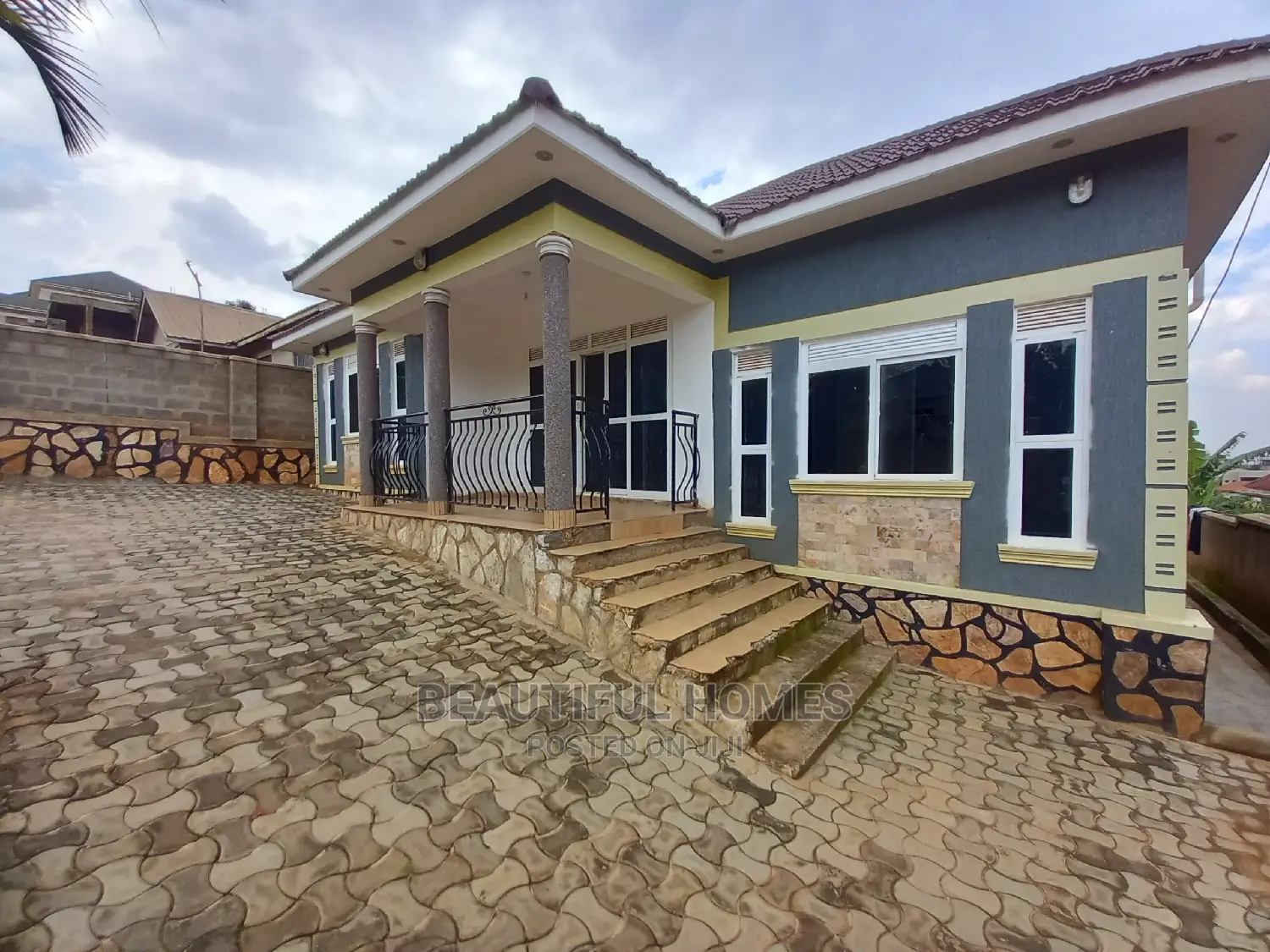 Furnished 3bdrm House in Kira for Sale in Kira