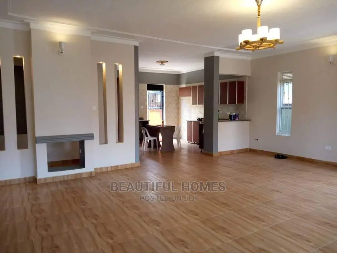 Furnished 4bdrm House in All Tarmack, Kira for Sale in Kira