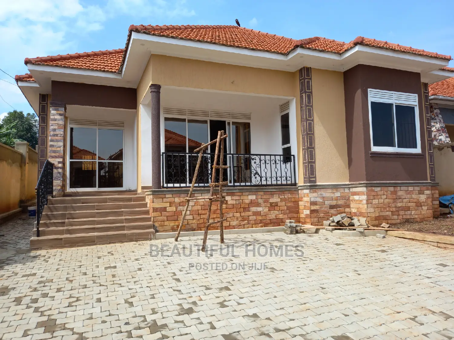 Furnished 4bdrm House in Corporate Estate, Kira for Sale in Kira