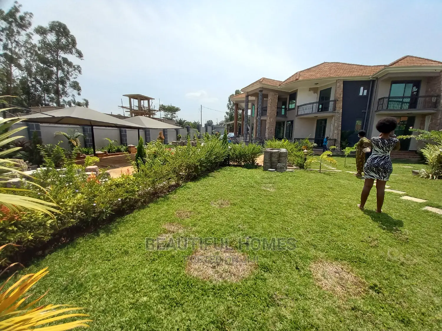Furnished 7bdrm Mansion in Kira, Central Division for Sale in Central Division