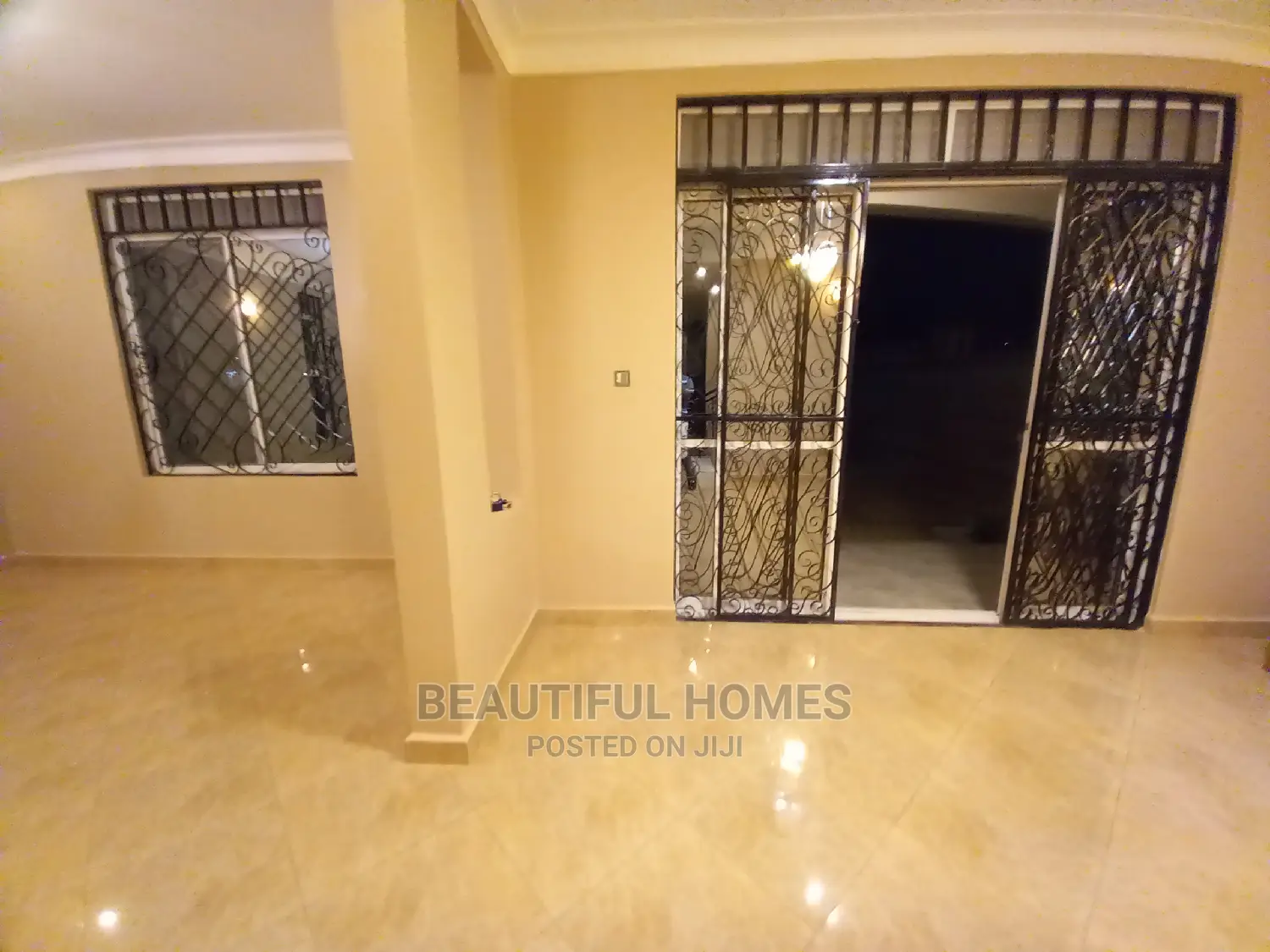 Furnished 4bdrm House in Tarmacked Estate, Kira for Sale in Kira