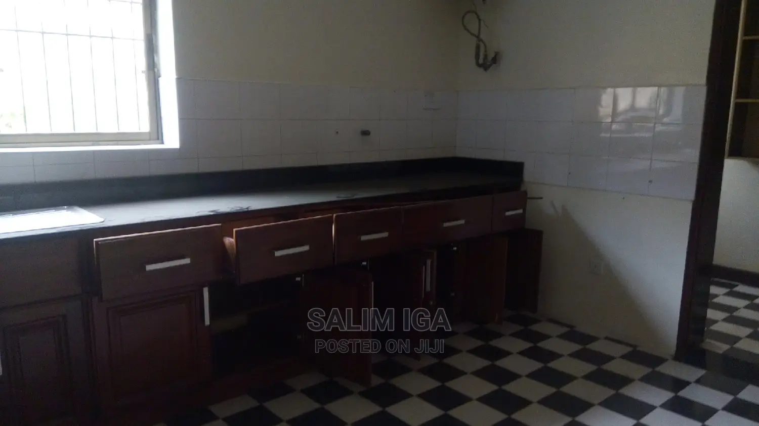 6bdrm Duplex in Kololo Property, Central Division for Rent in Central Division