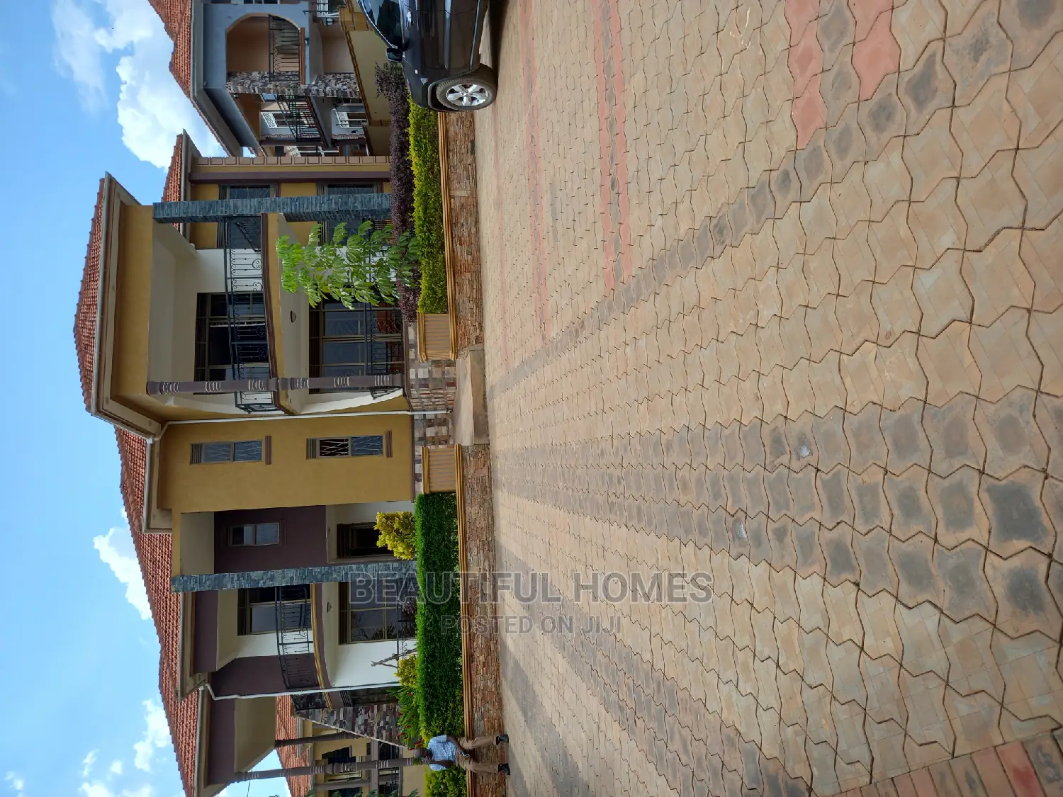 Furnished 7bdrm Mansion in Kiwatule, Central Division for Sale in Central Division