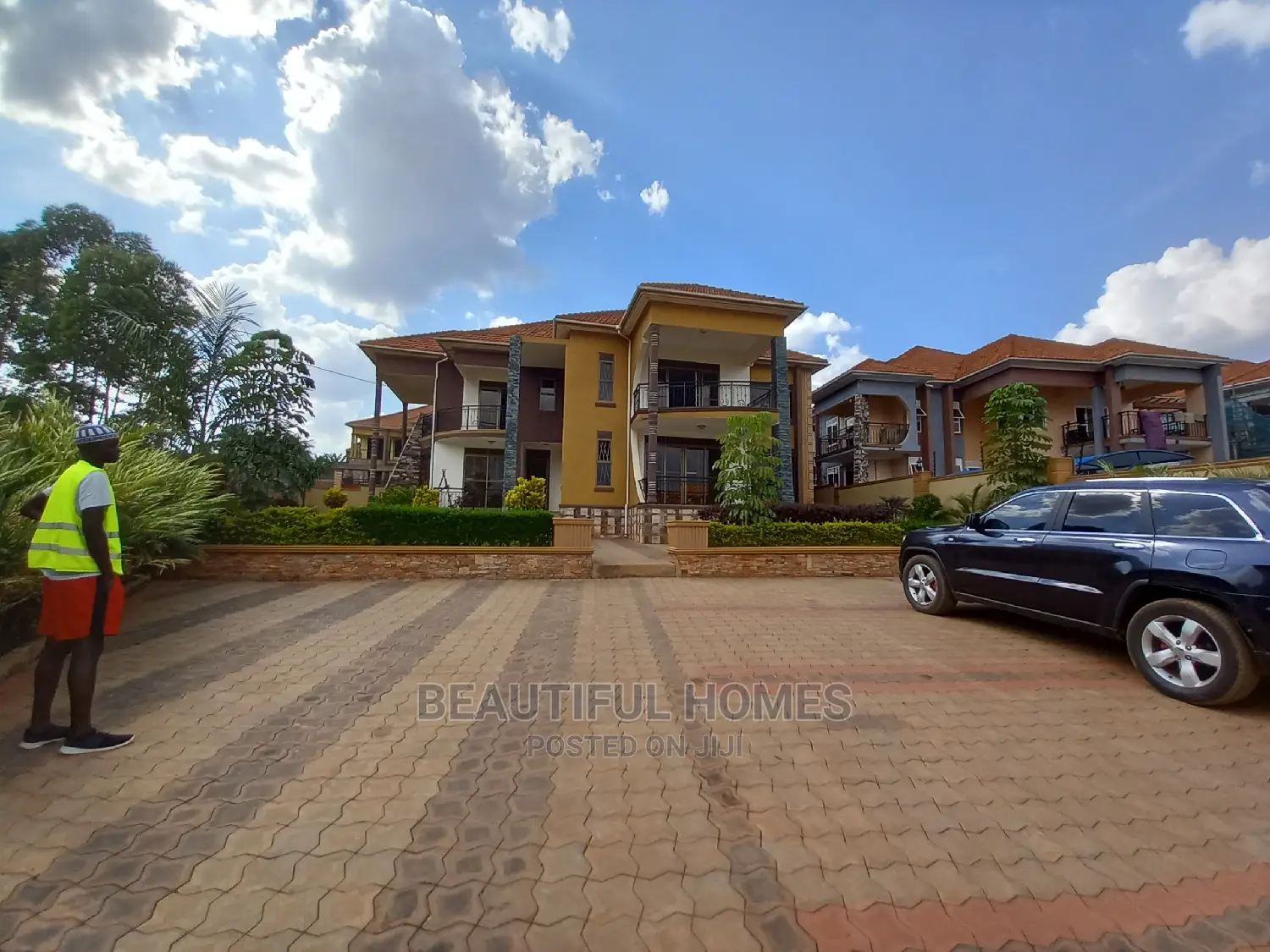 Furnished 7bdrm Mansion in Posh Neighborhood, Nakawa for Sale in Nakawa