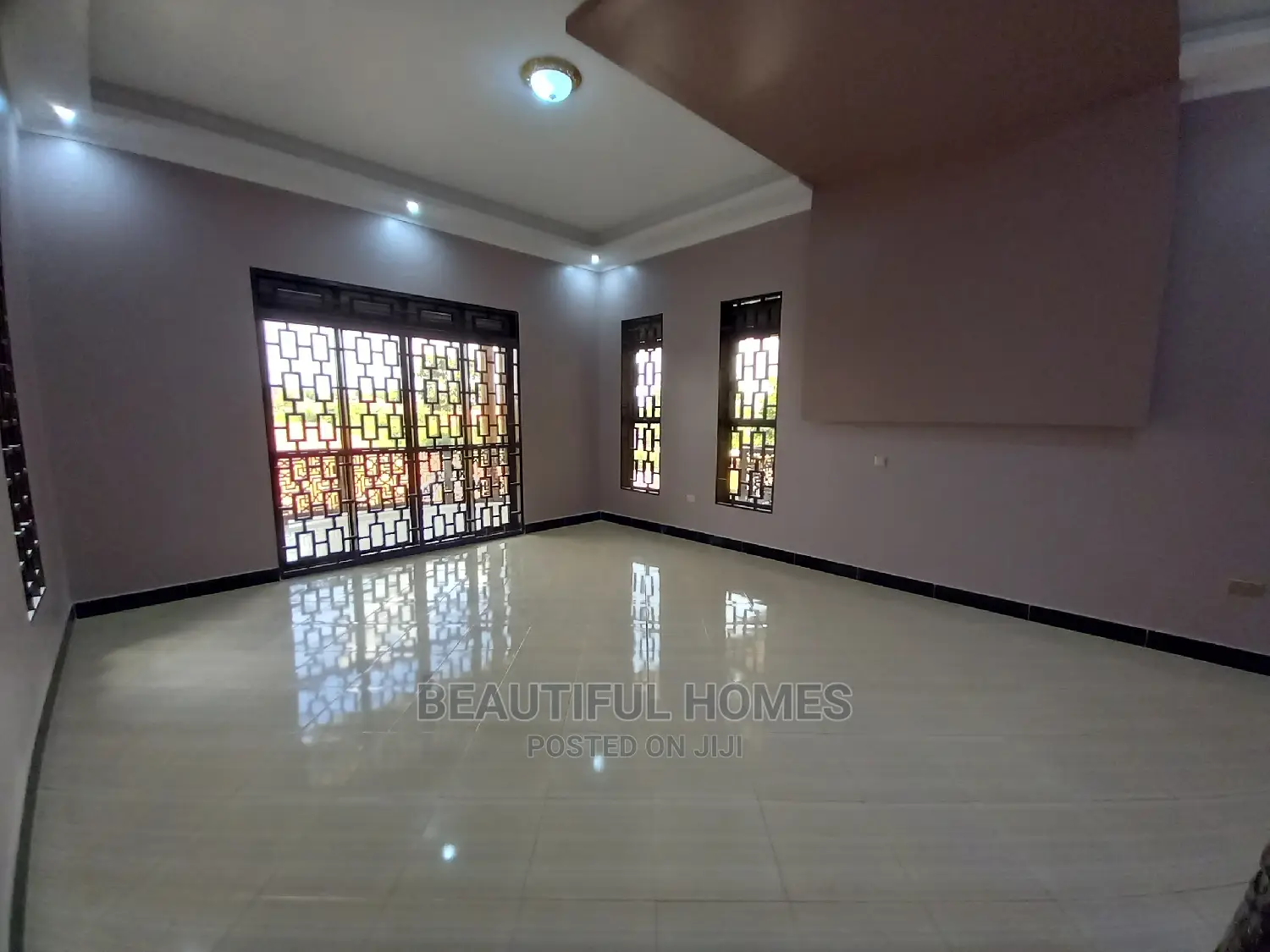 Furnished 7bdrm Mansion in Najjera, Nakawa for Sale in Nakawa