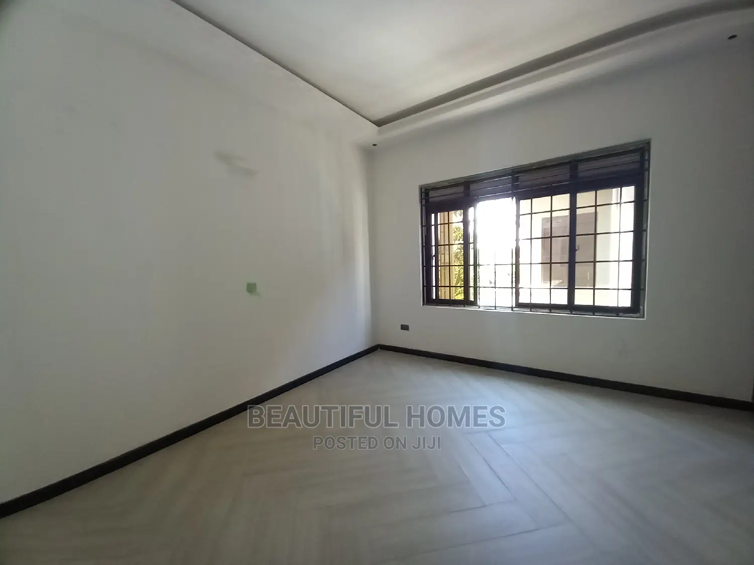 Furnished 6bdrm Duplex in Kira Rich, Central Division for Sale in Central Division