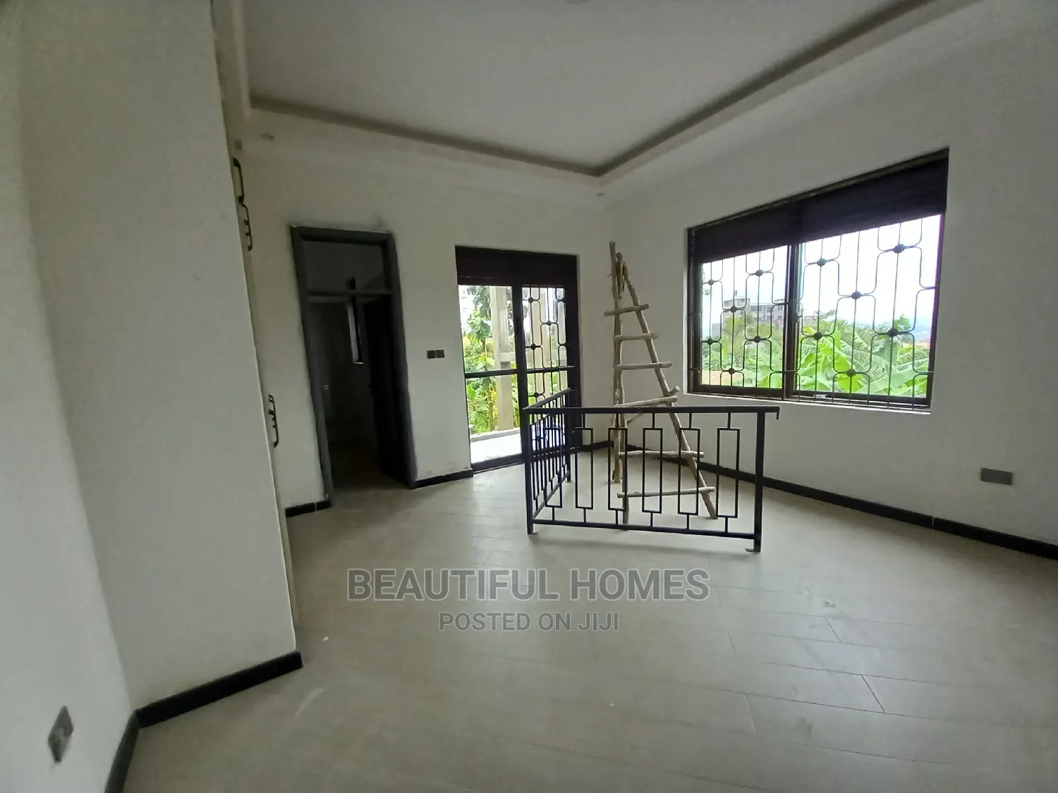Furnished 6bdrm Mansion in Kira, Central Division for Sale in Central Division