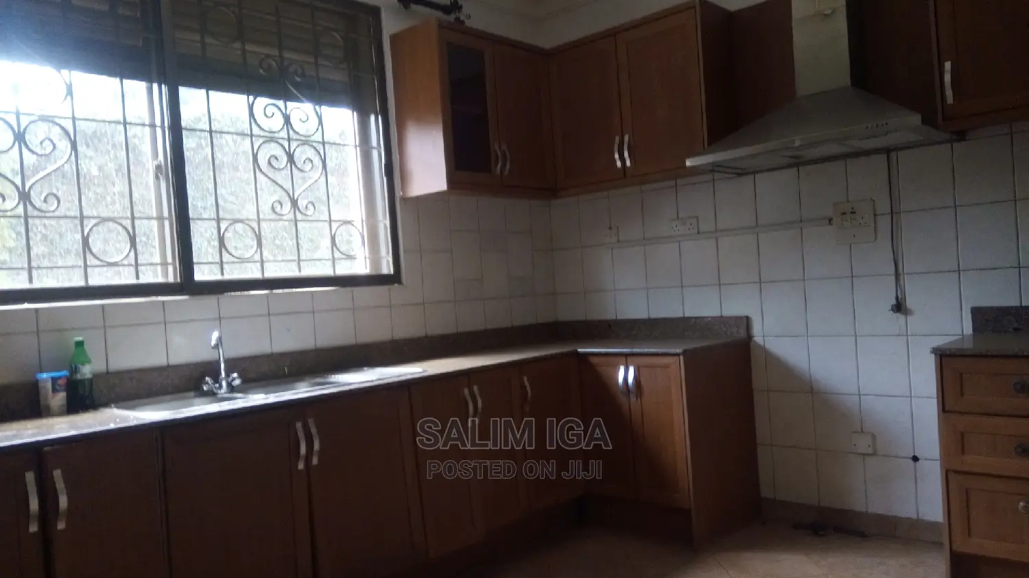 4bdrm Duplex in Kololo Property, Central Division for Rent in Central Division
