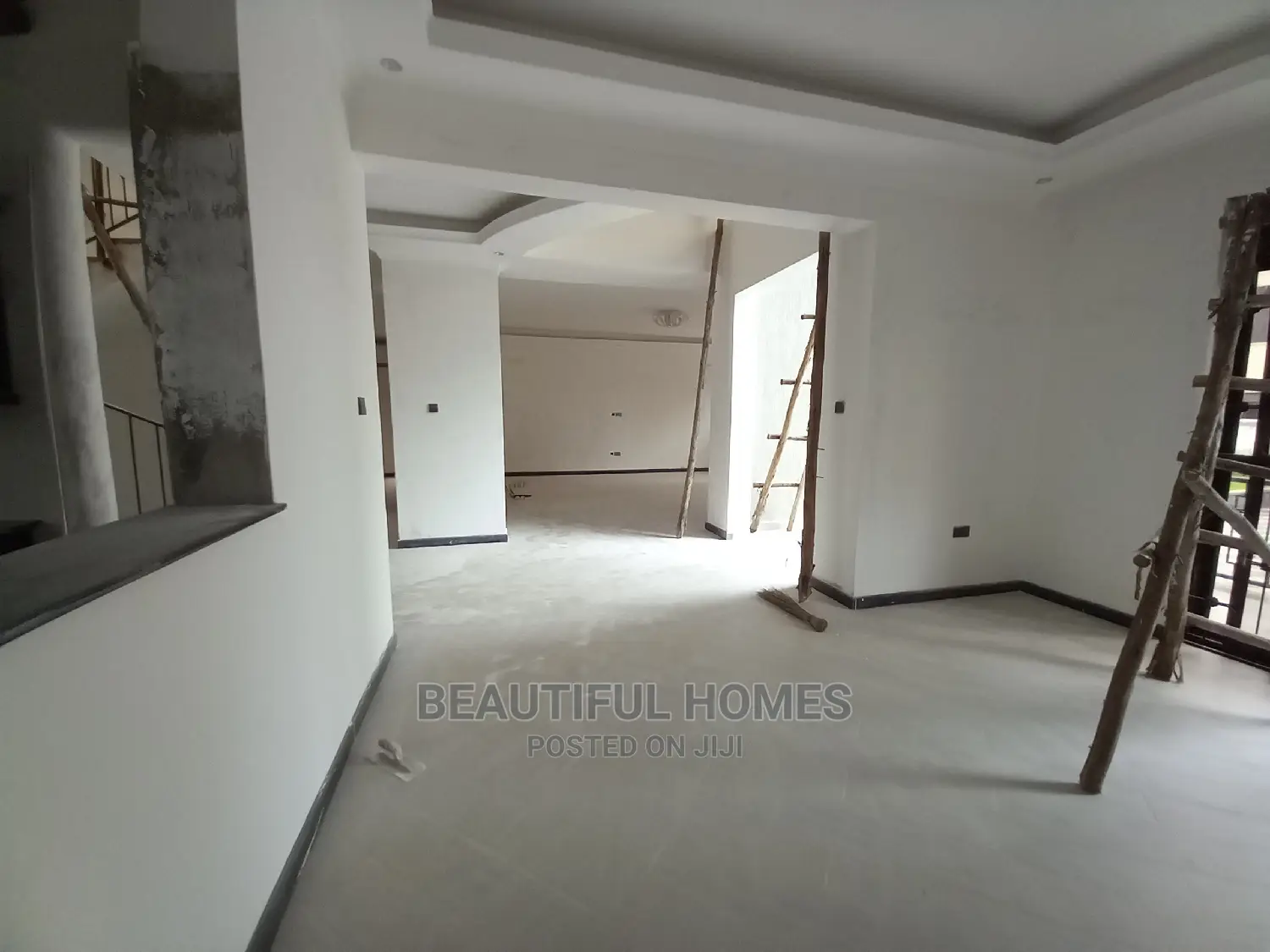 Furnished 6bdrm Mansion in Kira for Sale in Kira