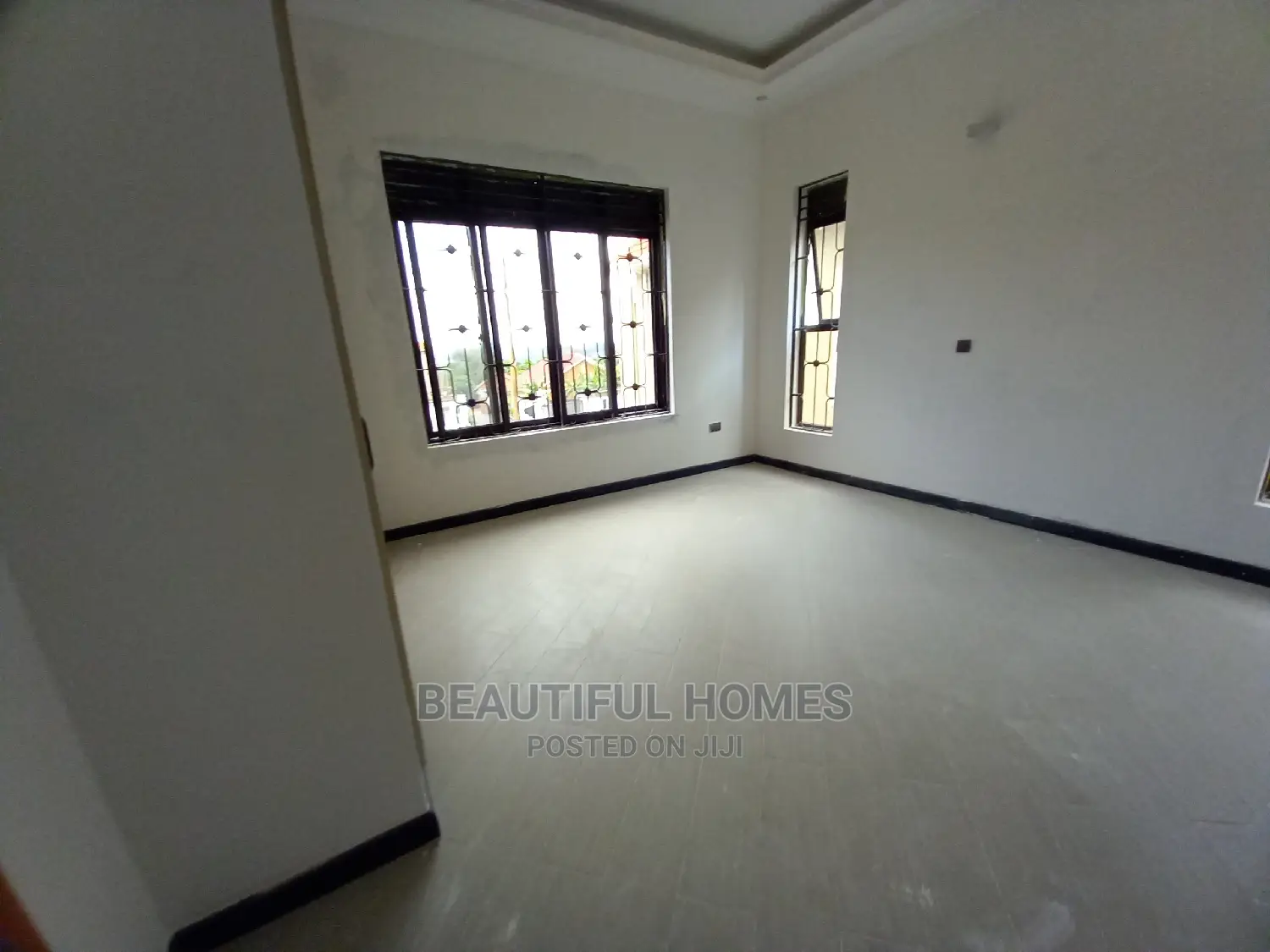 Furnished 6bdrm Mansion in Kira Palace for Sale in Kira