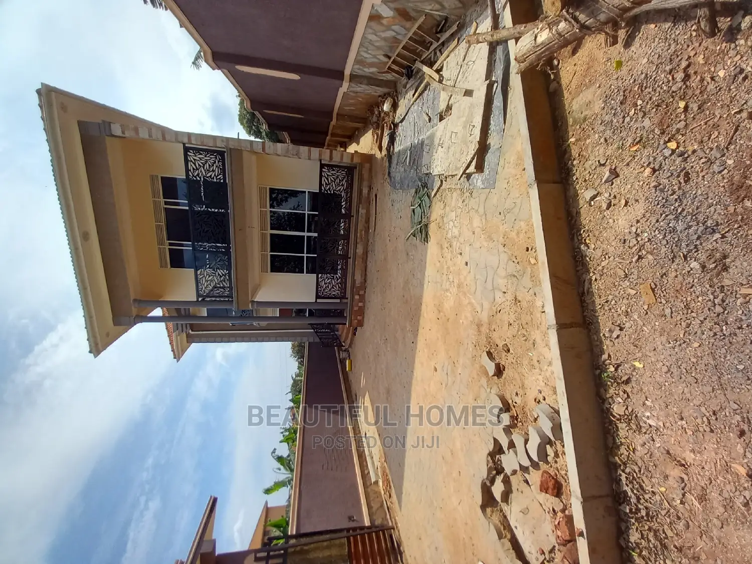 Furnished 4bdrm Duplex in Kisaasi, Nakawa for Sale in Nakawa