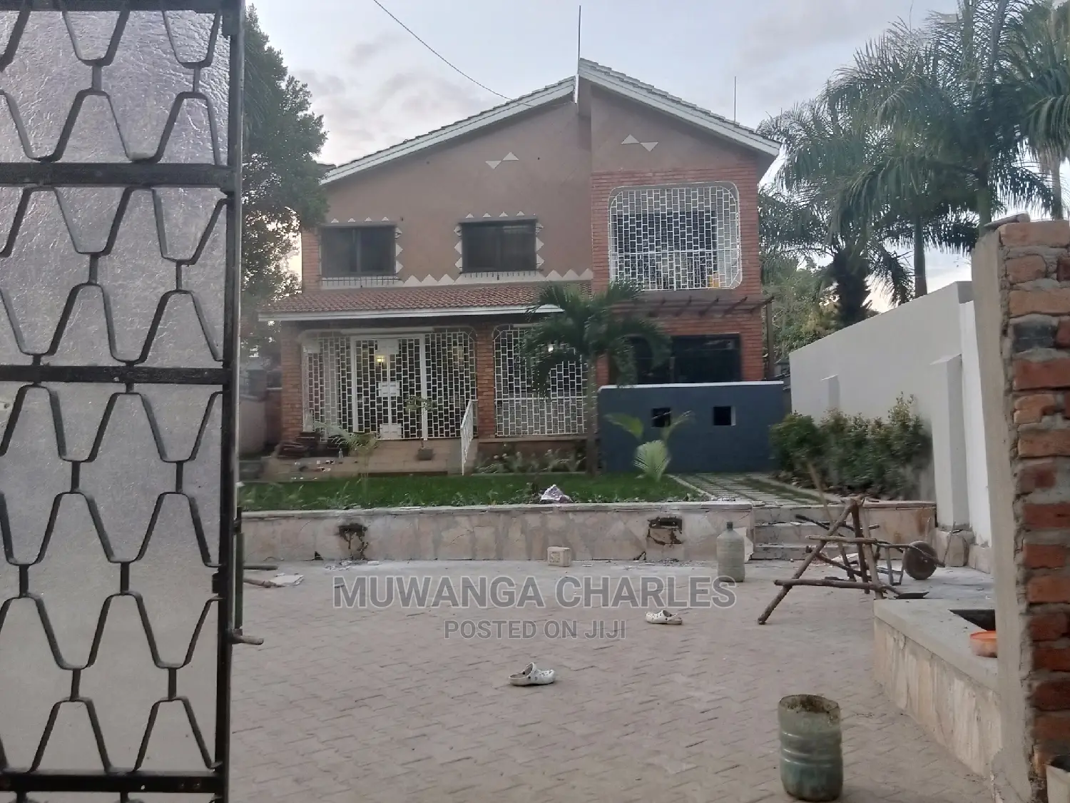 5bdrm Duplex in Fs Properties Ltd, Central Division for Rent in Central Division