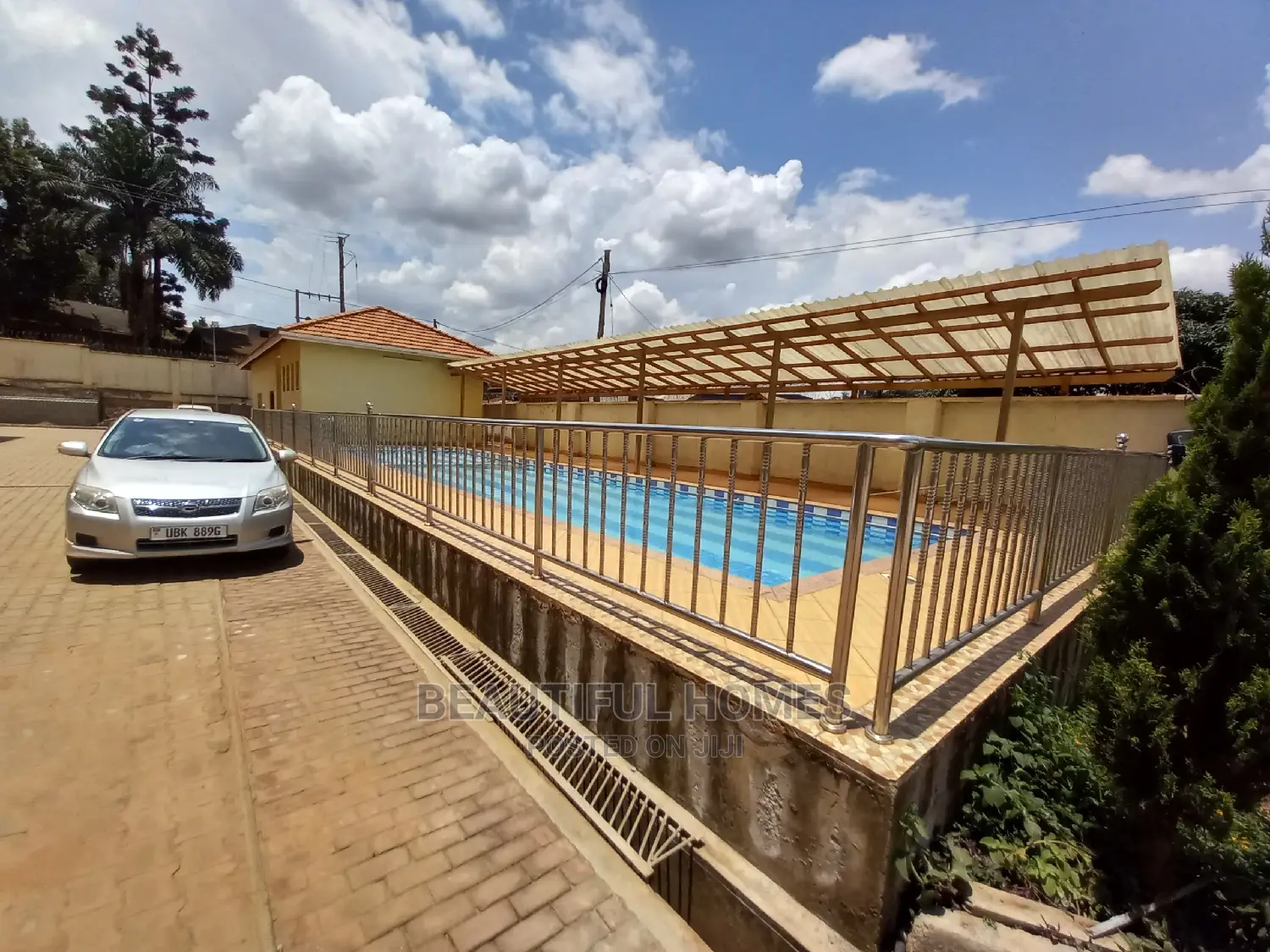 Furnished 2bdrm Condo in Bukoto, Central Division for Sale in Central Division