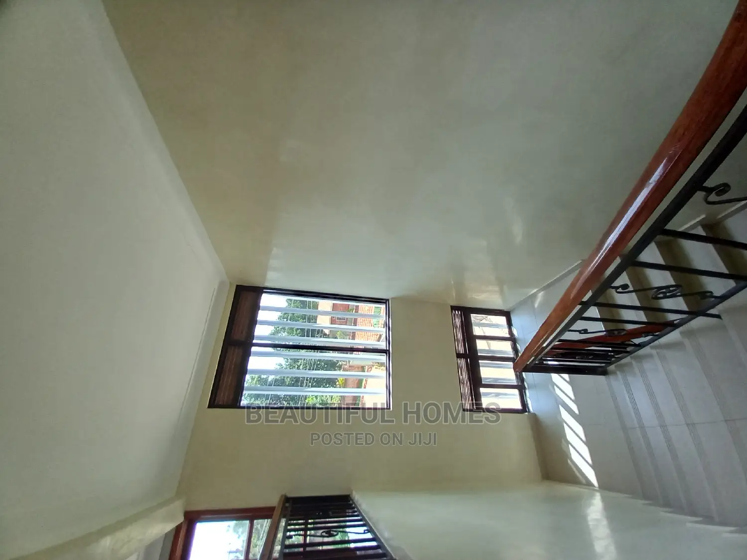 Furnished 5bdrm House in Munyonyo, Makindye for Sale in Makindye