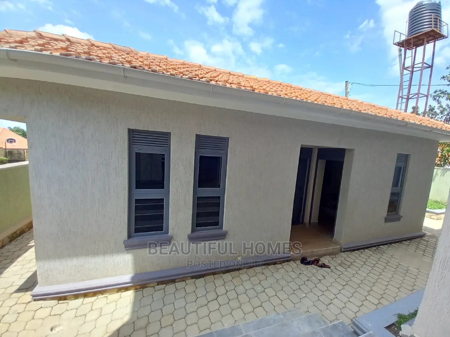 Furnished 5bdrm House in Munyonyo, Makindye for Sale in Makindye