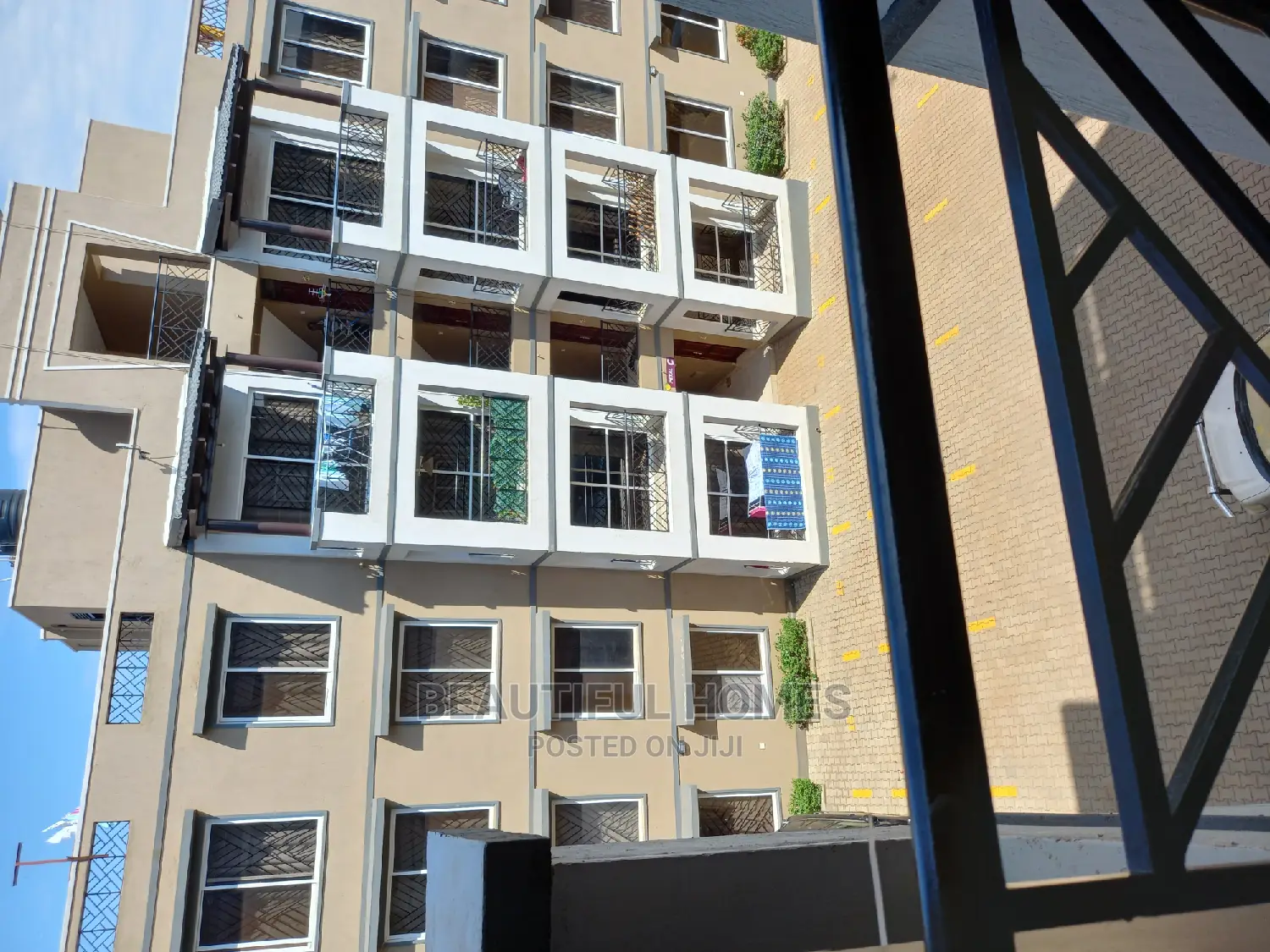 Furnished 3bdrm Condo in Najjera, Nakawa for Sale in Nakawa