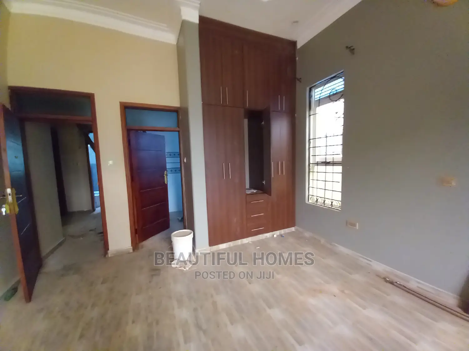 Furnished 4bdrm Duplex in Corporate Class, Kira for Sale in Kira