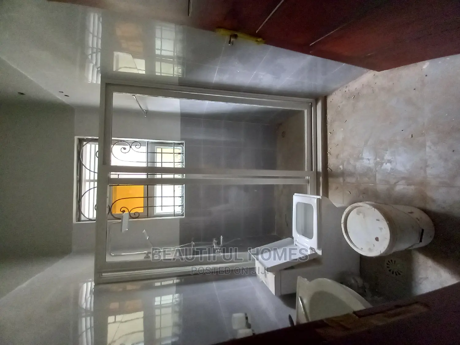 Furnished 4bdrm Duplex in Corporate Class, Kira for Sale in Kira