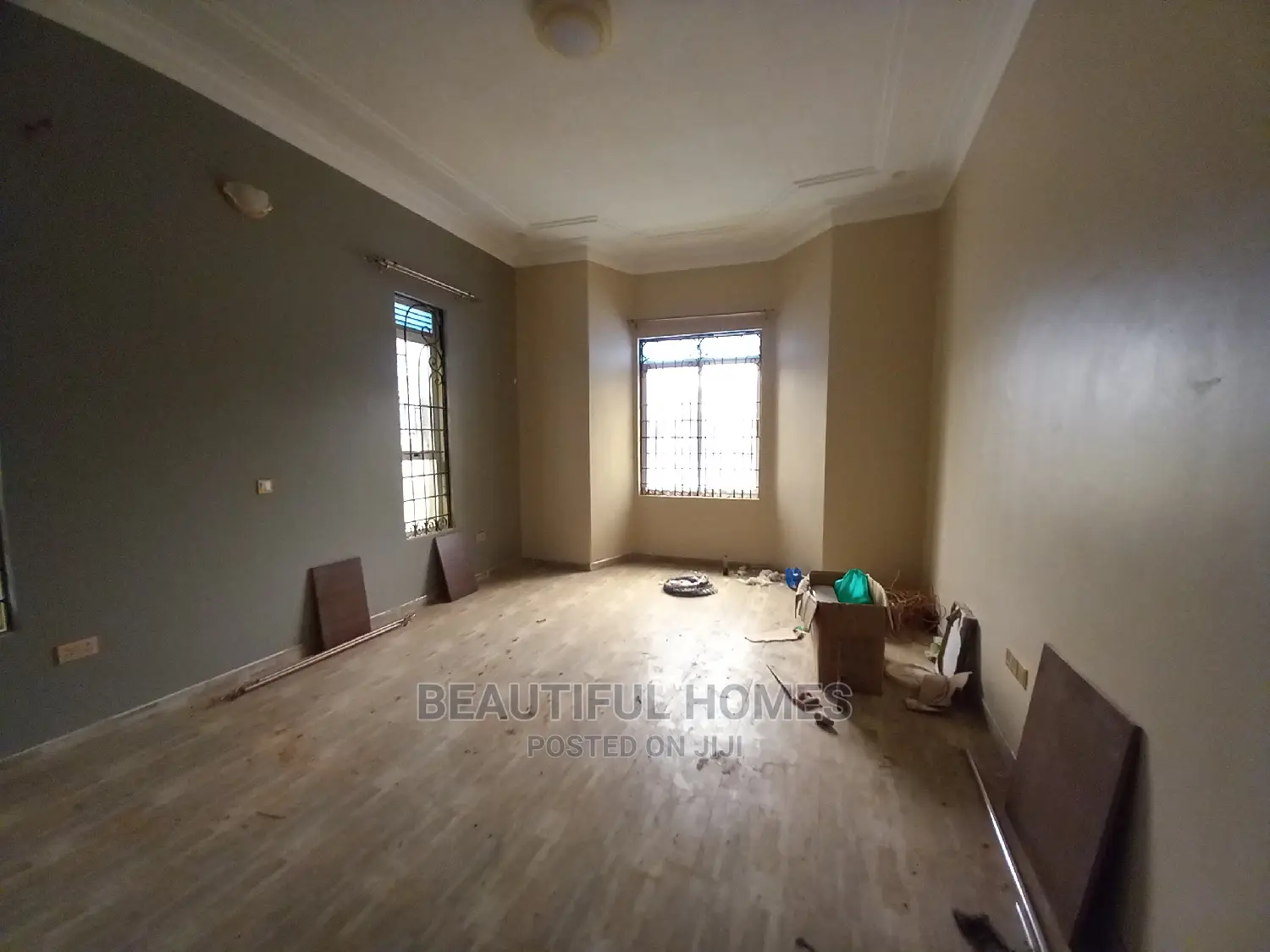 Furnished 4bdrm Duplex in Corporate Class, Kira for Sale in Kira
