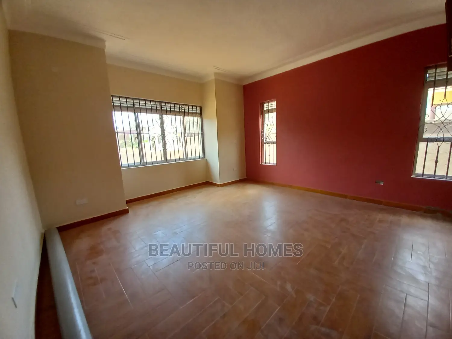 Furnished 4bdrm House in Corporate Heights, Kira for Sale in Kira